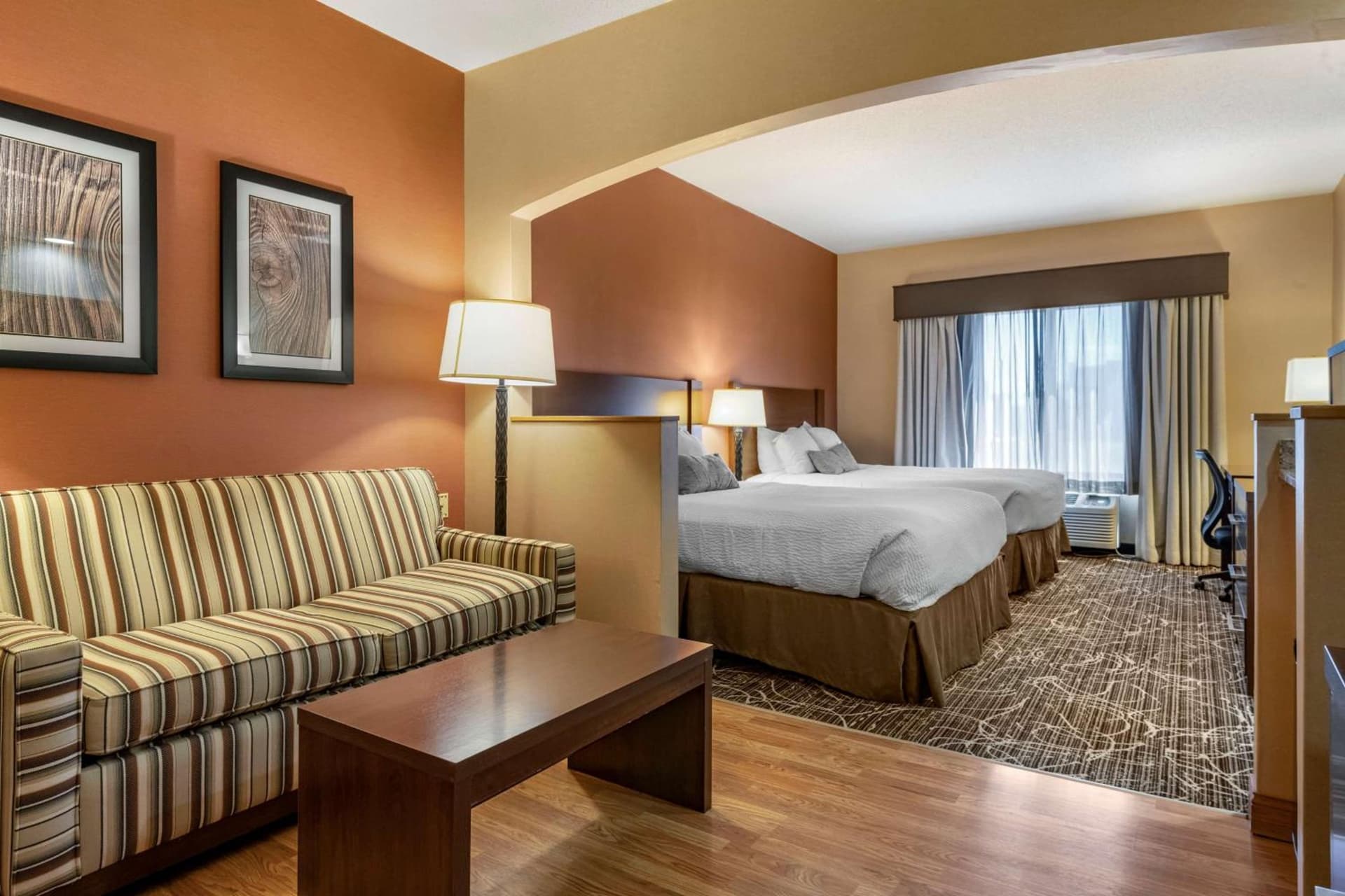 Best Western Plus Chelsea Hotel property views in Monticello, MN — gallery photo 3