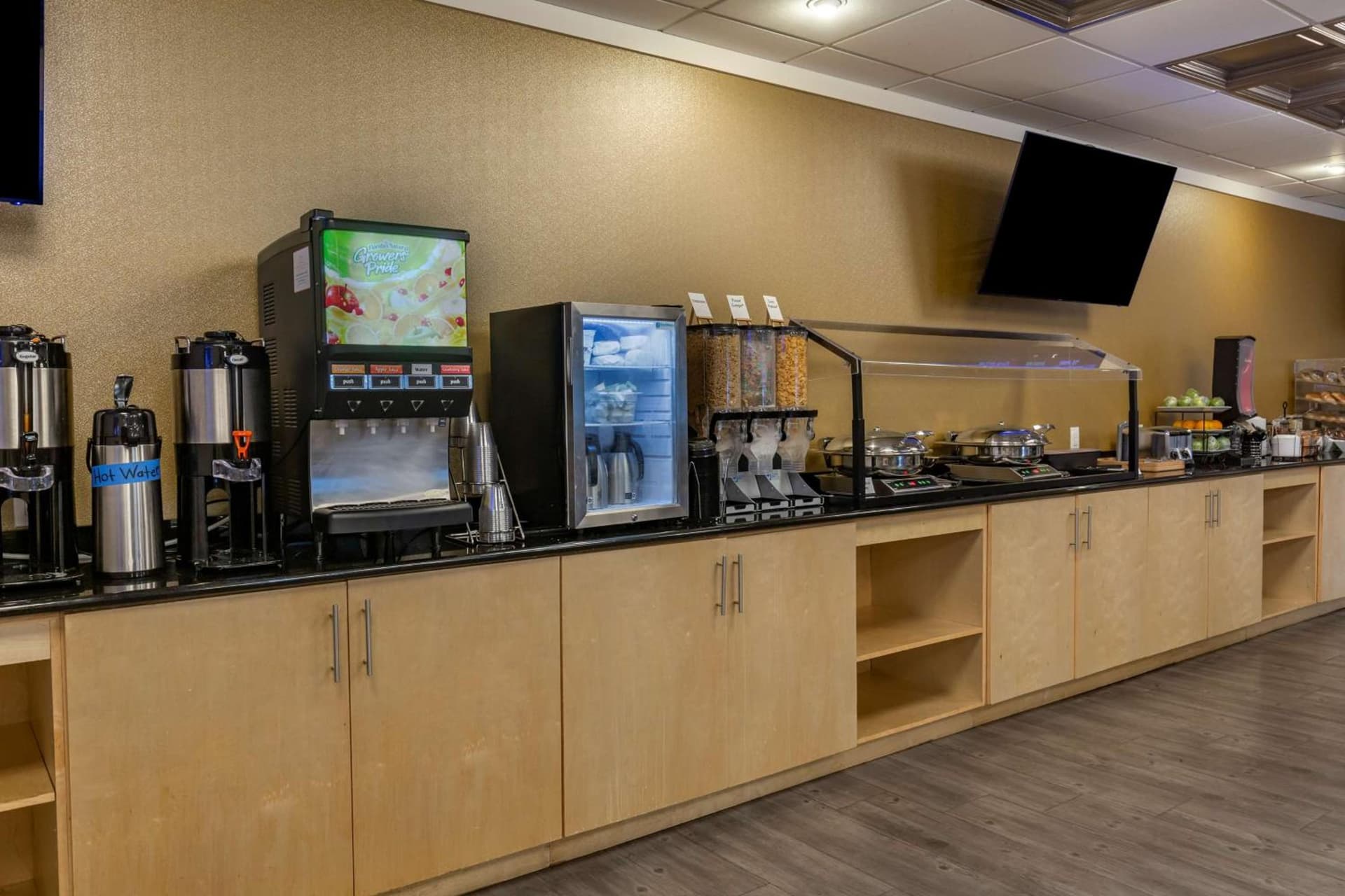 Best Western Plus University Inn gallery photo in Winston-Salem, NC — image 33