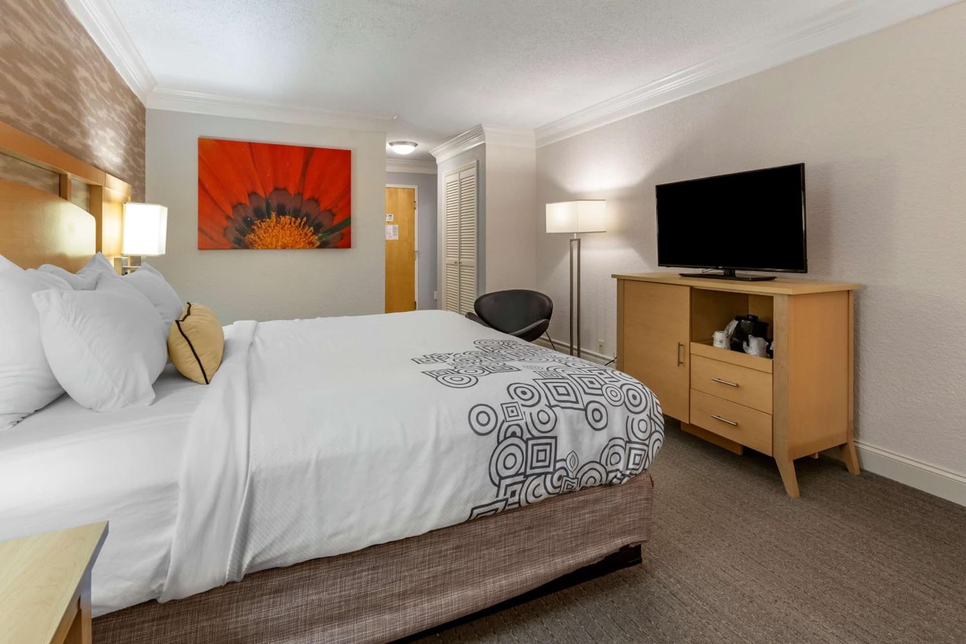Best Western Plus University Inn gallery photo in Winston-Salem, NC — image 35