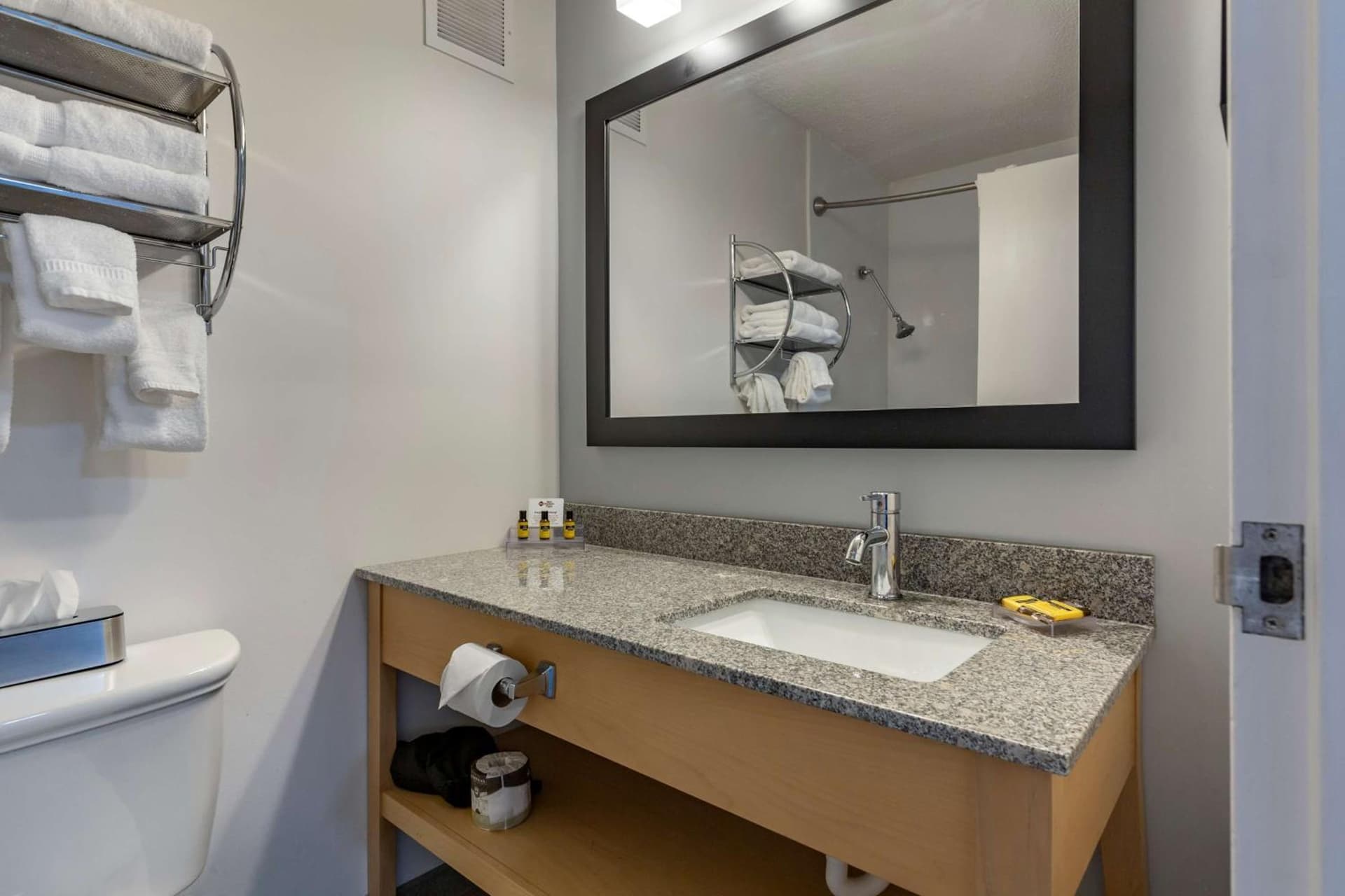 Best Western Plus University Inn gallery photo in Winston-Salem, NC — image 8