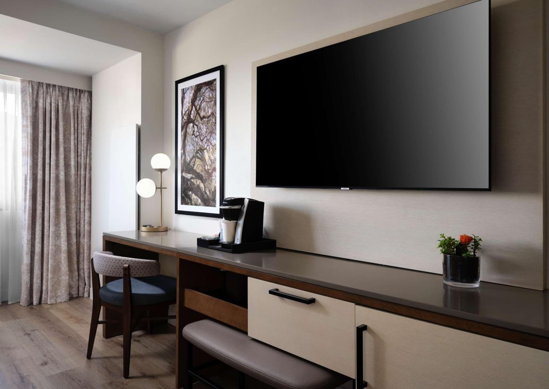 Sonesta Irvine John Wayne Airport gallery photo in Irvine, CA — image 16