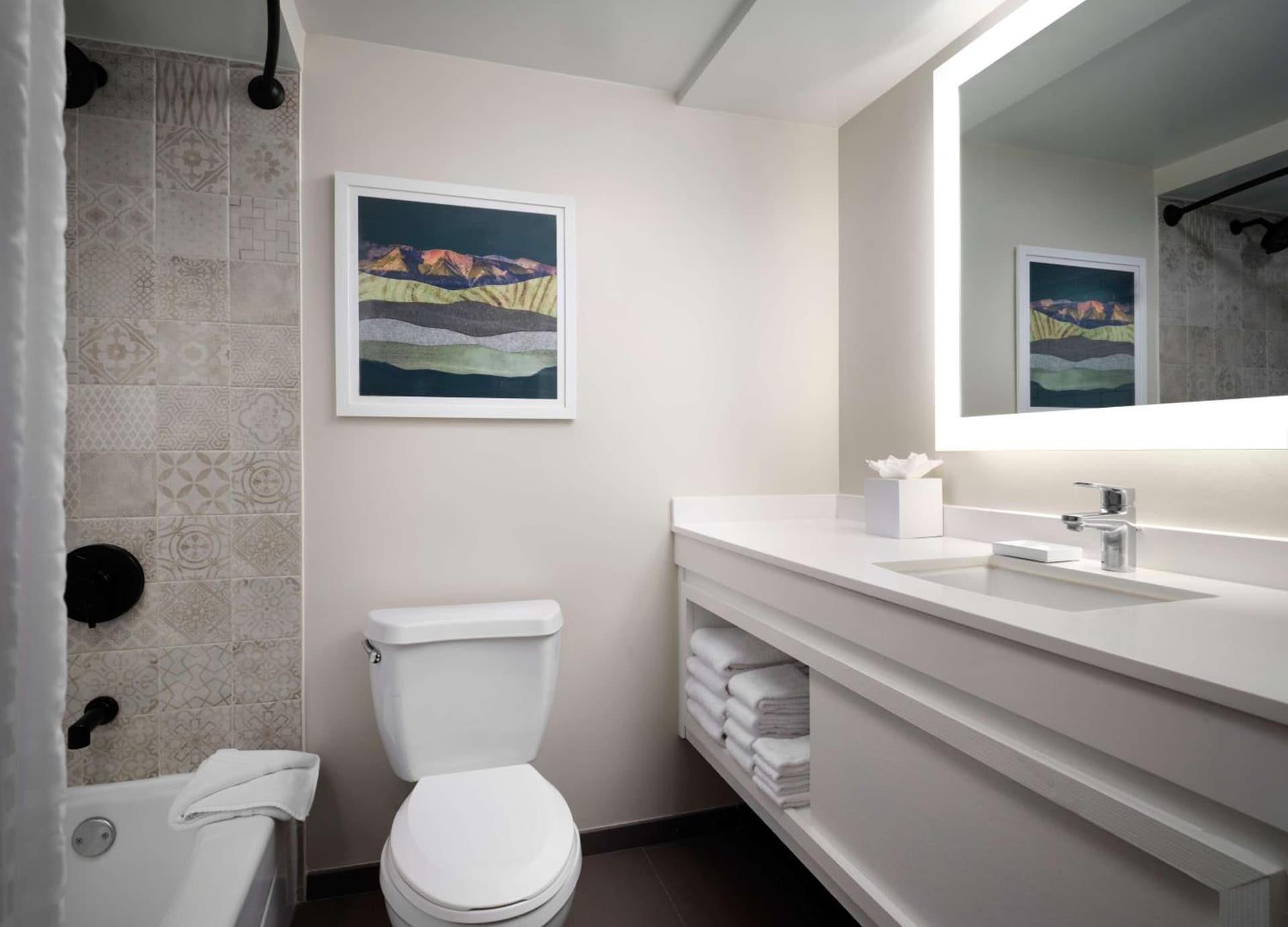 Sonesta Irvine John Wayne Airport interior in Irvine, CA — gallery photo 2