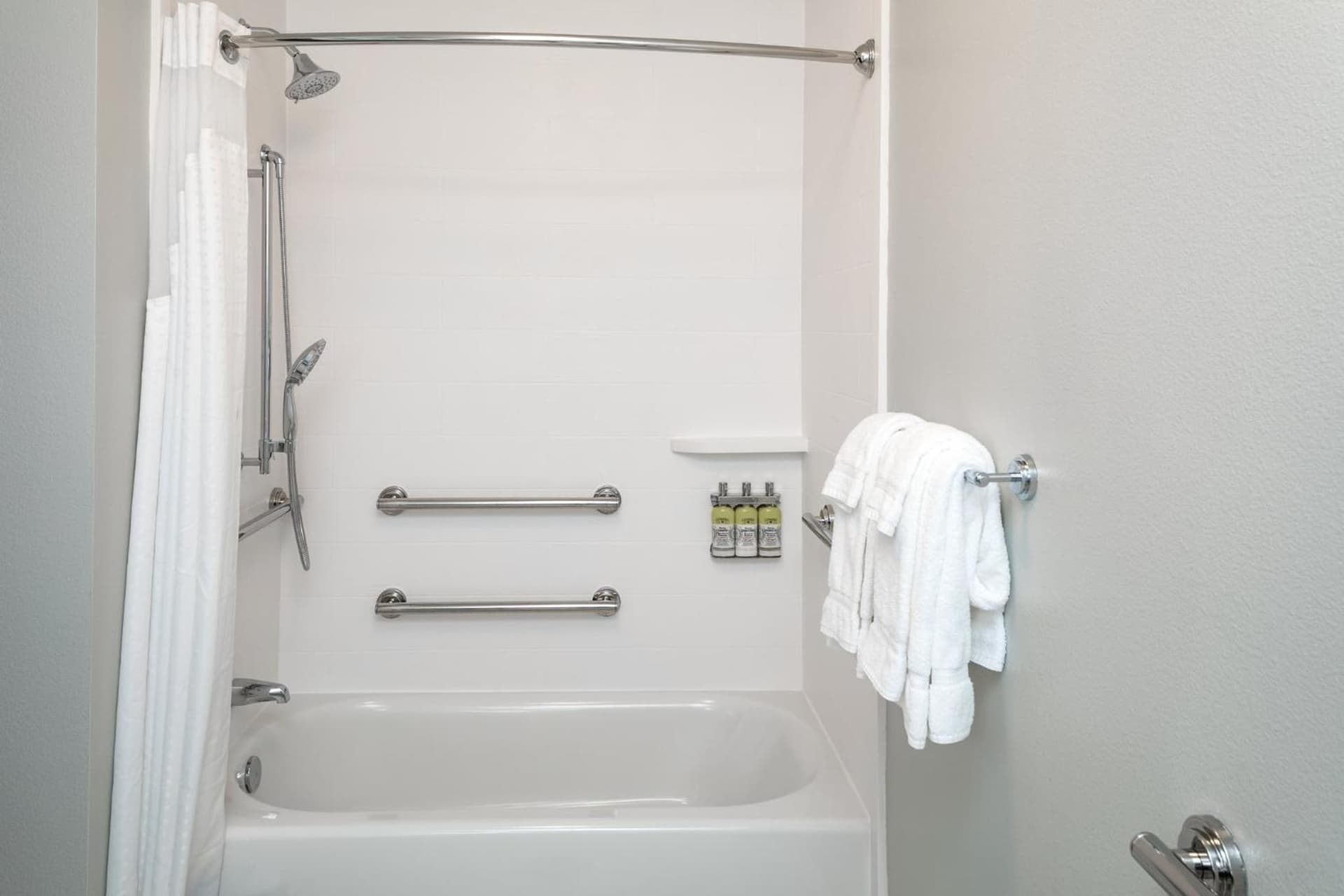 Holiday Inn Express & Suites - Bend South by IHG gallery photo in Bend, OR — image 36