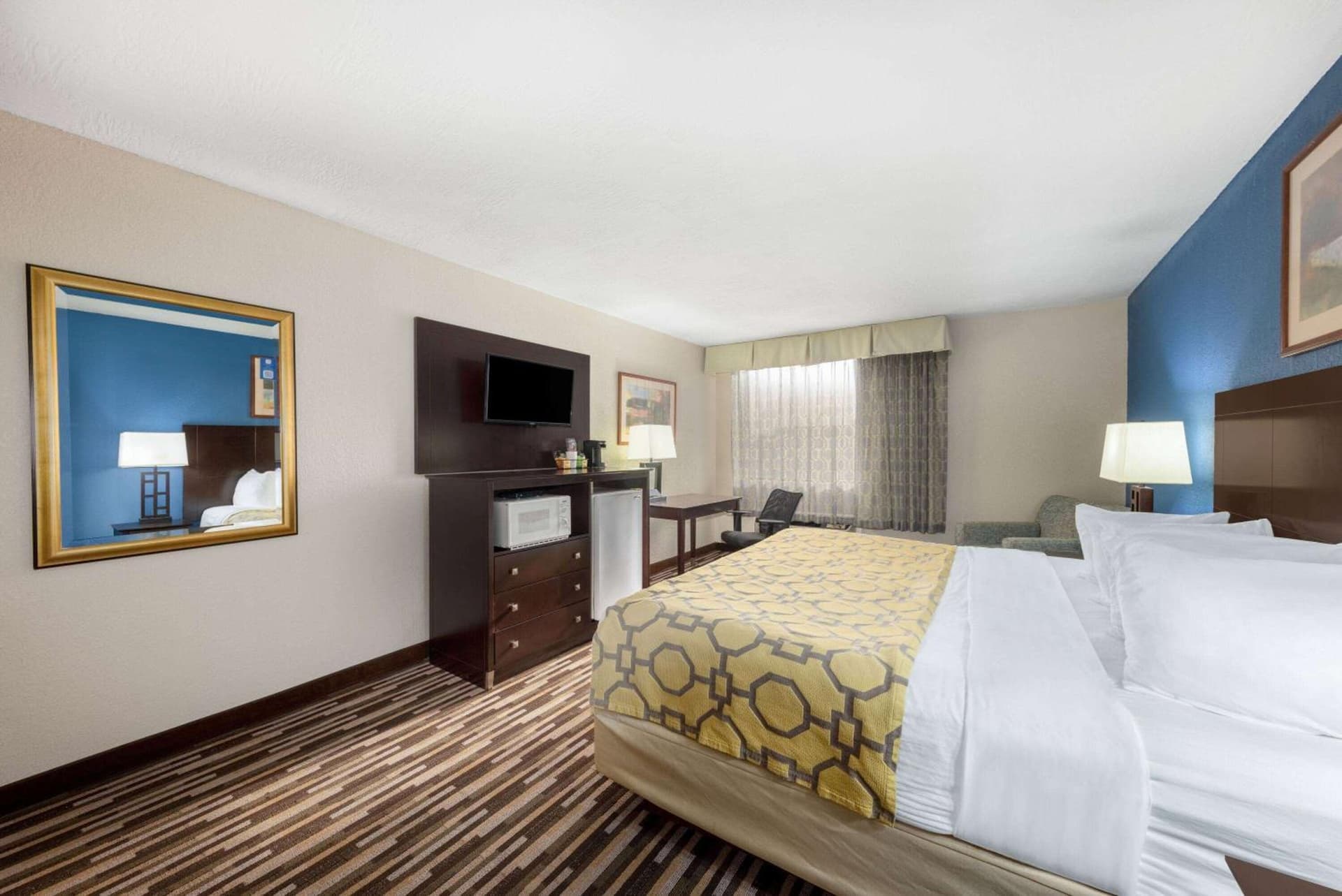Baymont by Wyndham Springfield South Hwy 65 gallery photo in Springfield, MO — image 26