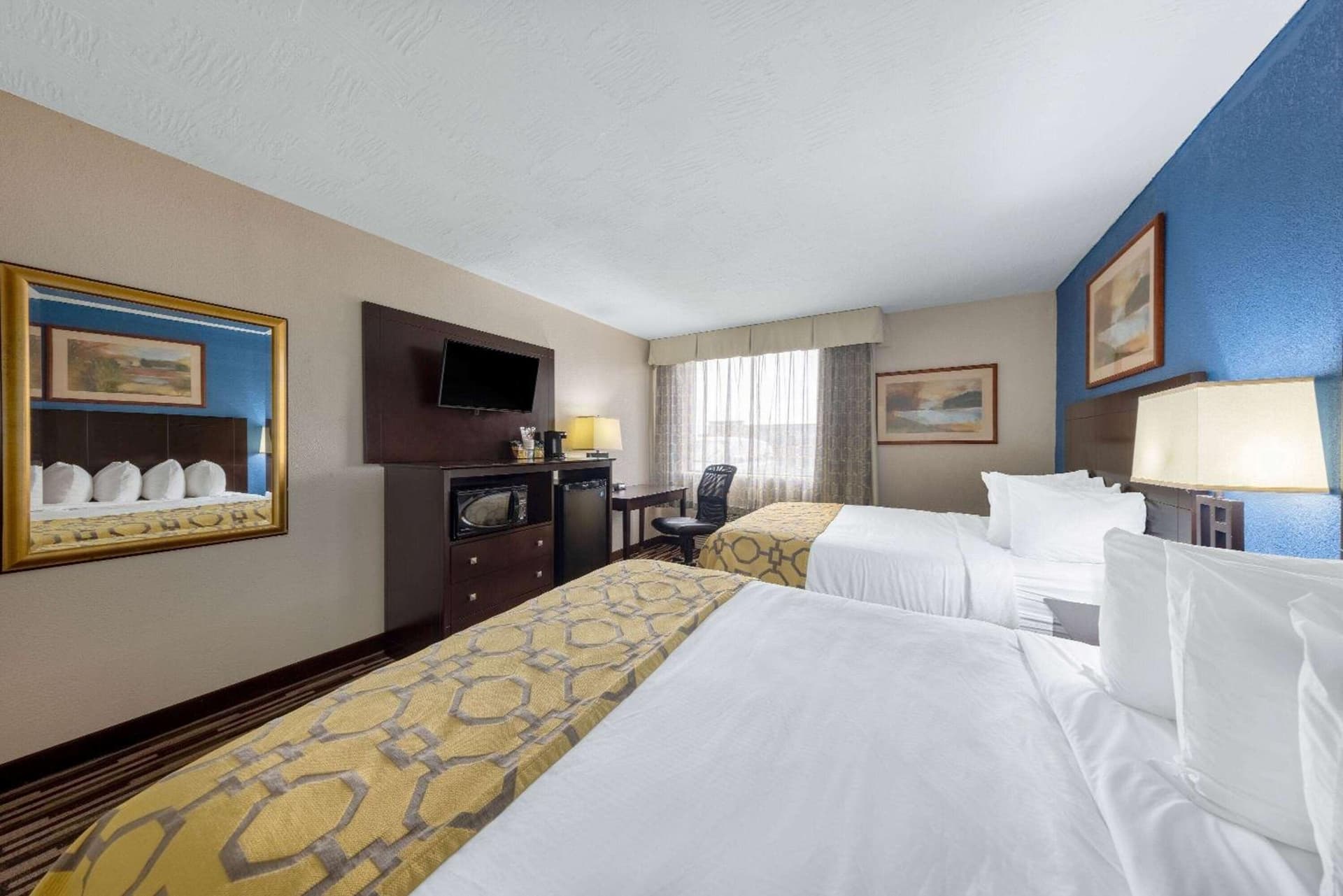Baymont by Wyndham Springfield South Hwy 65 gallery photo in Springfield, MO — image 24