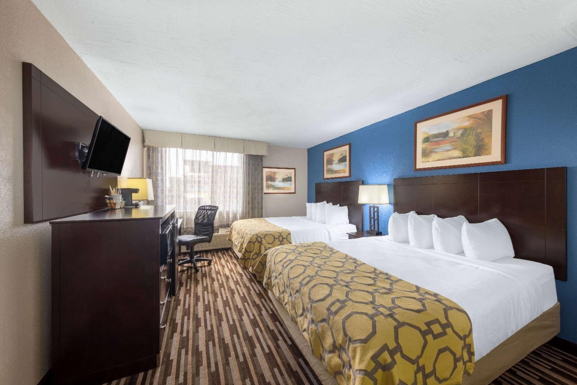 Baymont by Wyndham Springfield South Hwy 65 gallery photo in Springfield, MO — image 25