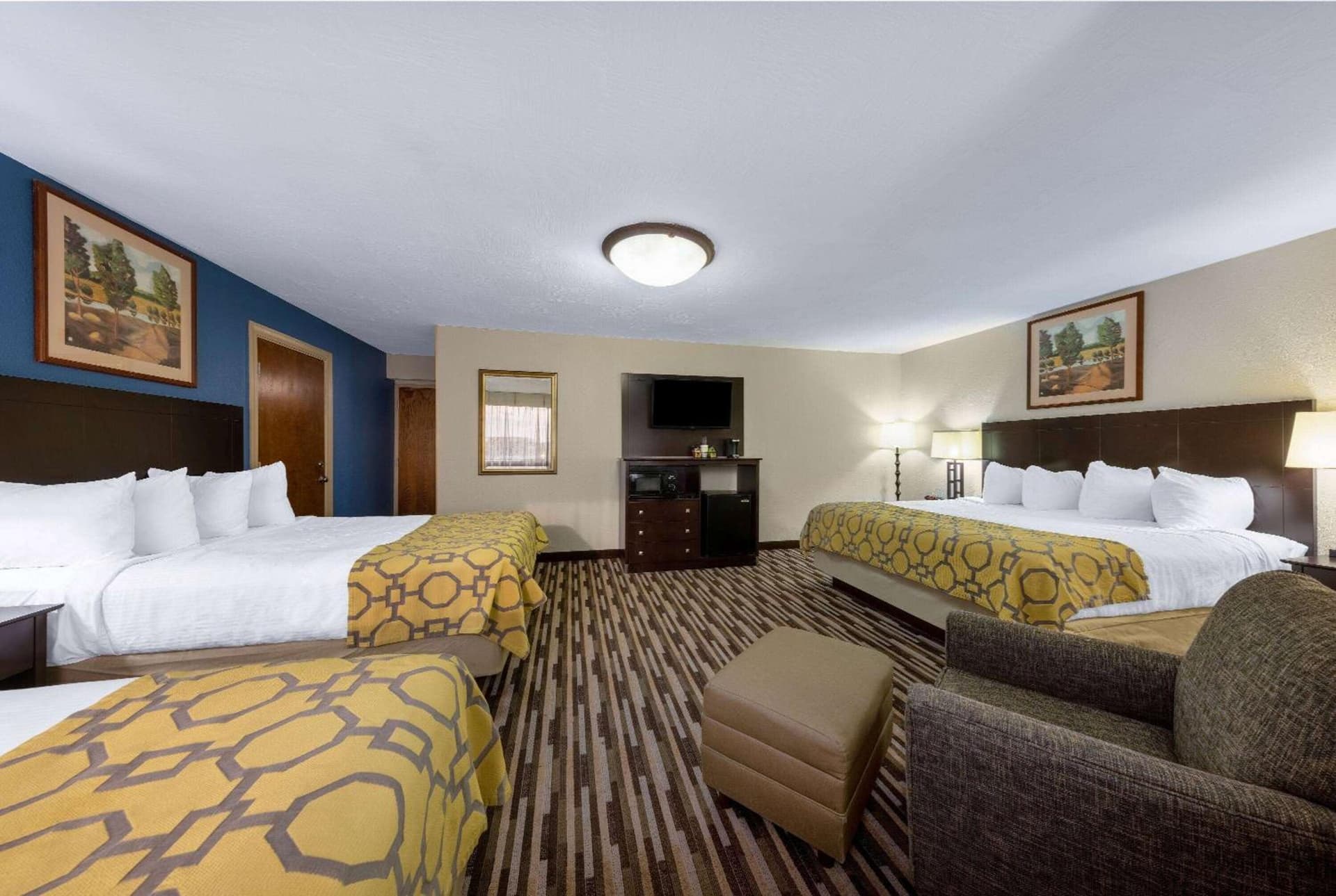 Baymont by Wyndham Springfield South Hwy 65 gallery photo in Springfield, MO — image 4