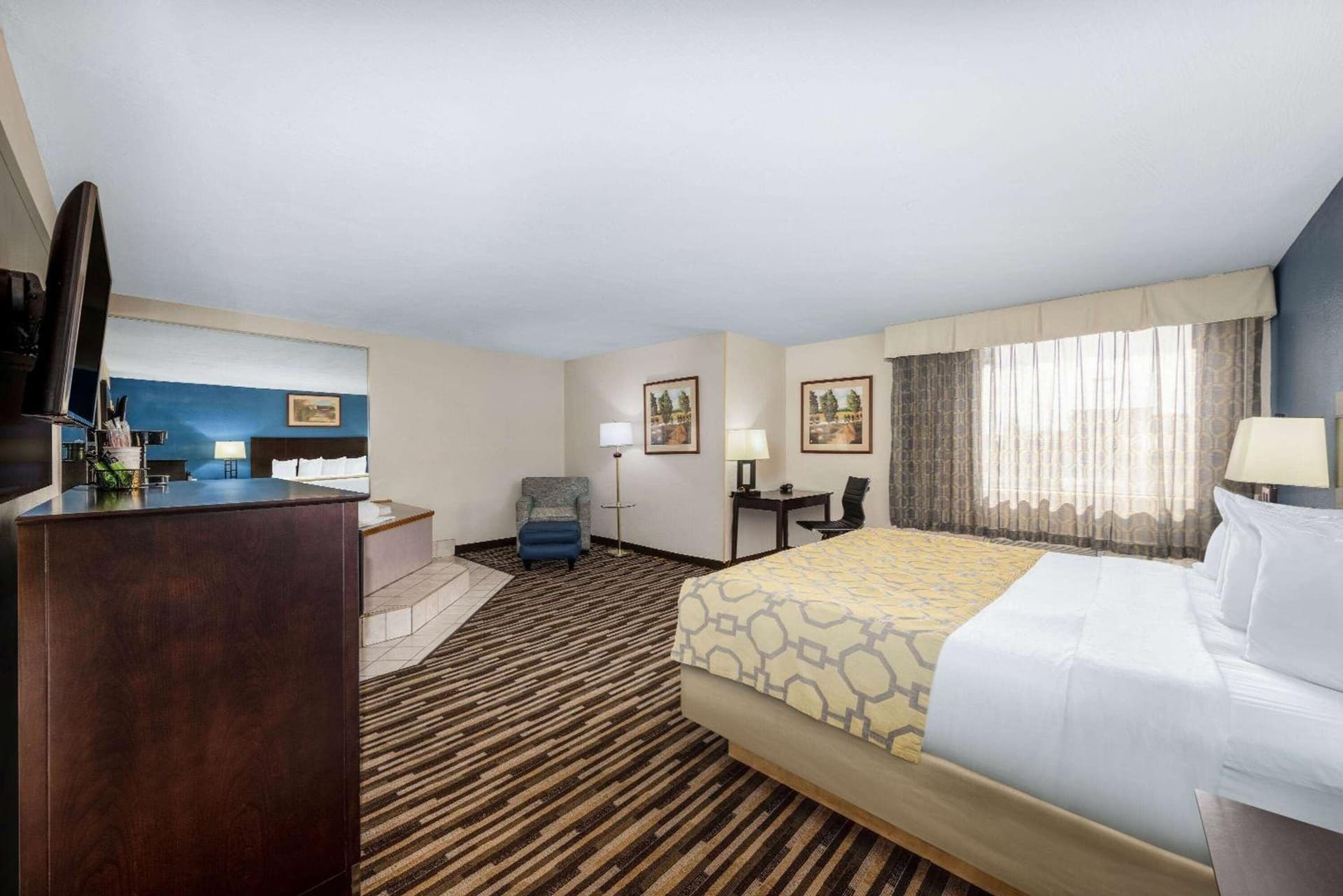 Baymont by Wyndham Springfield South Hwy 65 gallery photo in Springfield, MO — image 22