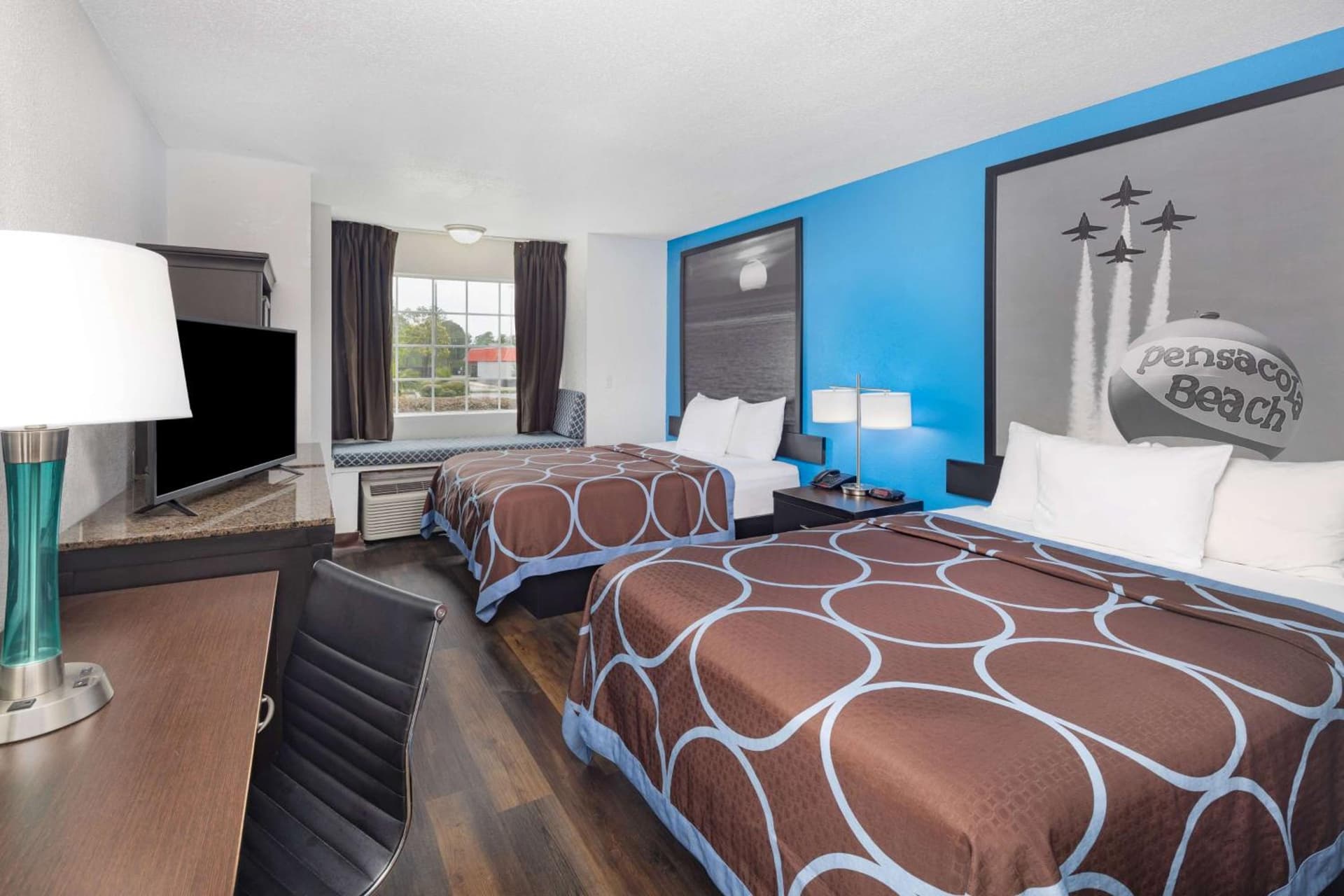 Super 8 by Wyndham Pensacola gallery photo in Pensacola, FL — image 22