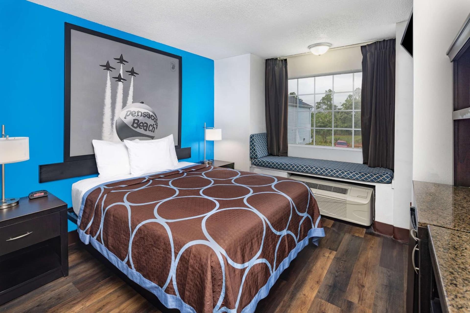 Super 8 by Wyndham Pensacola interior in Pensacola, FL — gallery photo 2