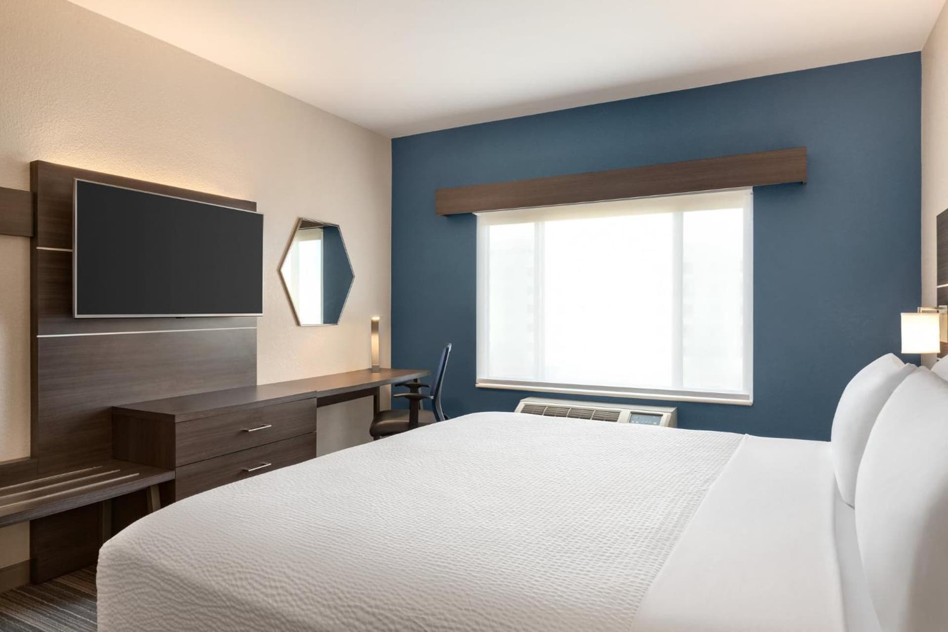 Holiday Inn Express & Suites Denver Airport by IHG gallery photo in Denver, CO — image 47