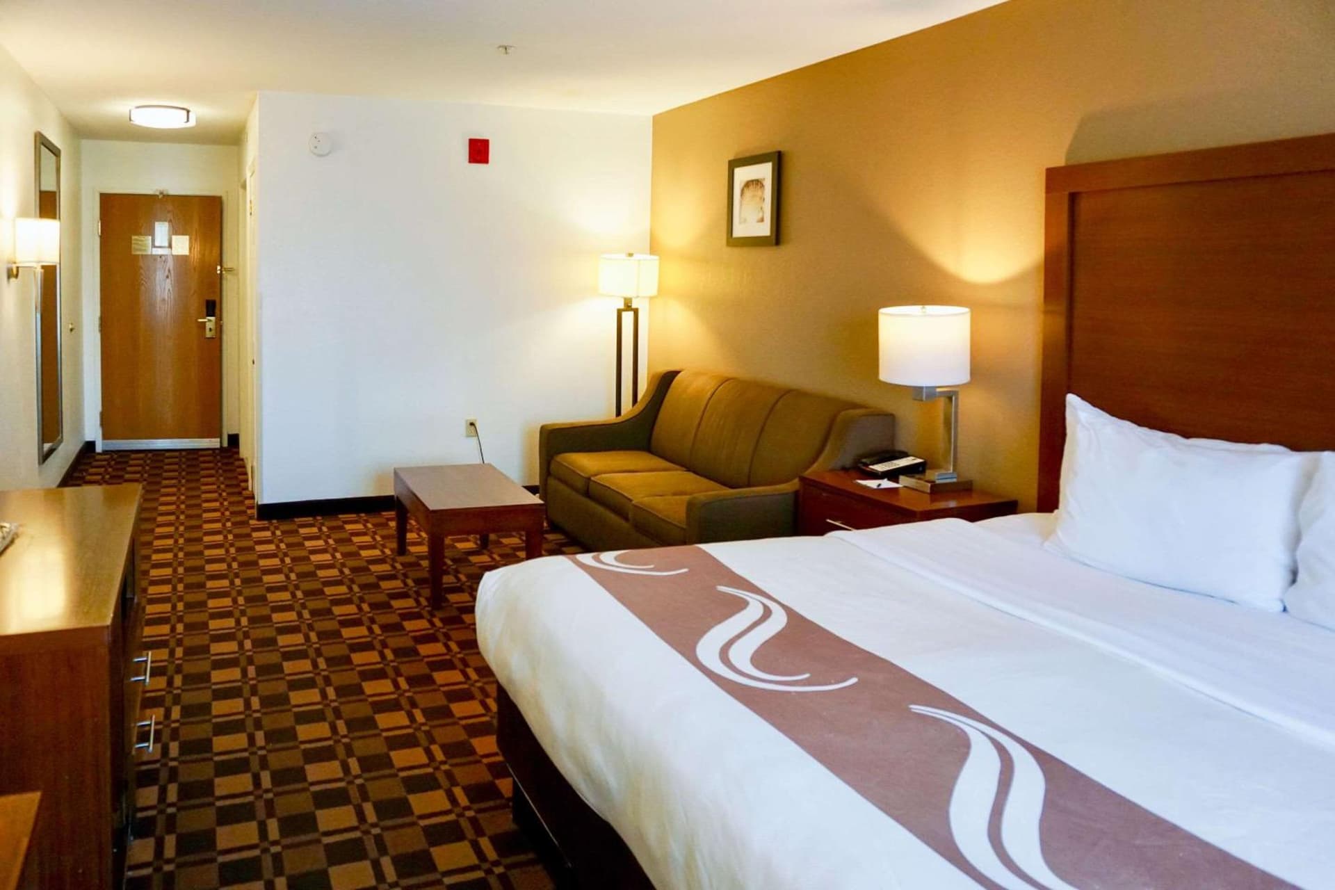 Quality Inn & Suites Georgetown - Seaford gallery photo in Georgetown, DE — image 9