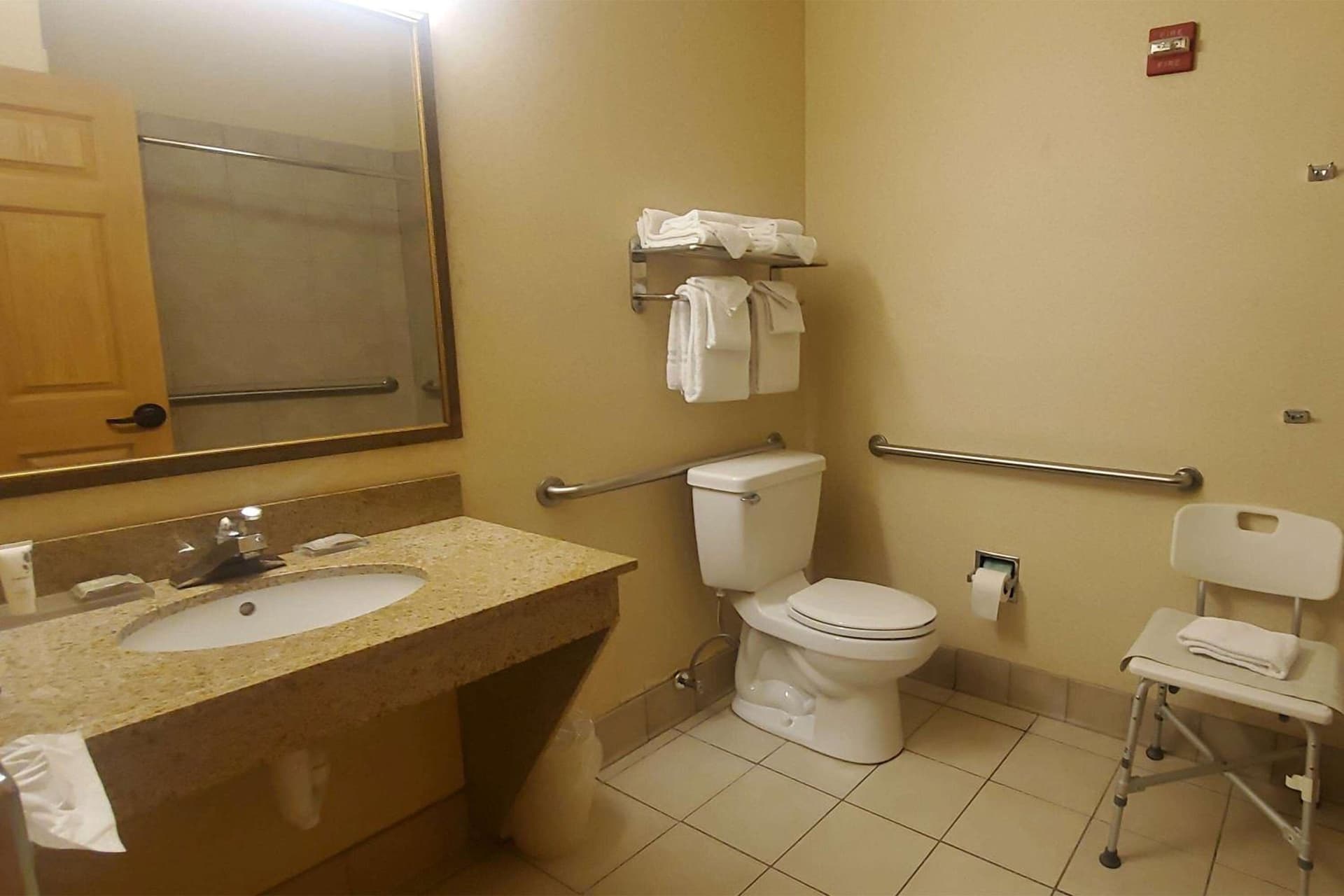 Wingate by Wyndham Youngstown/Austintown gallery photo in Austintown, OH — image 30