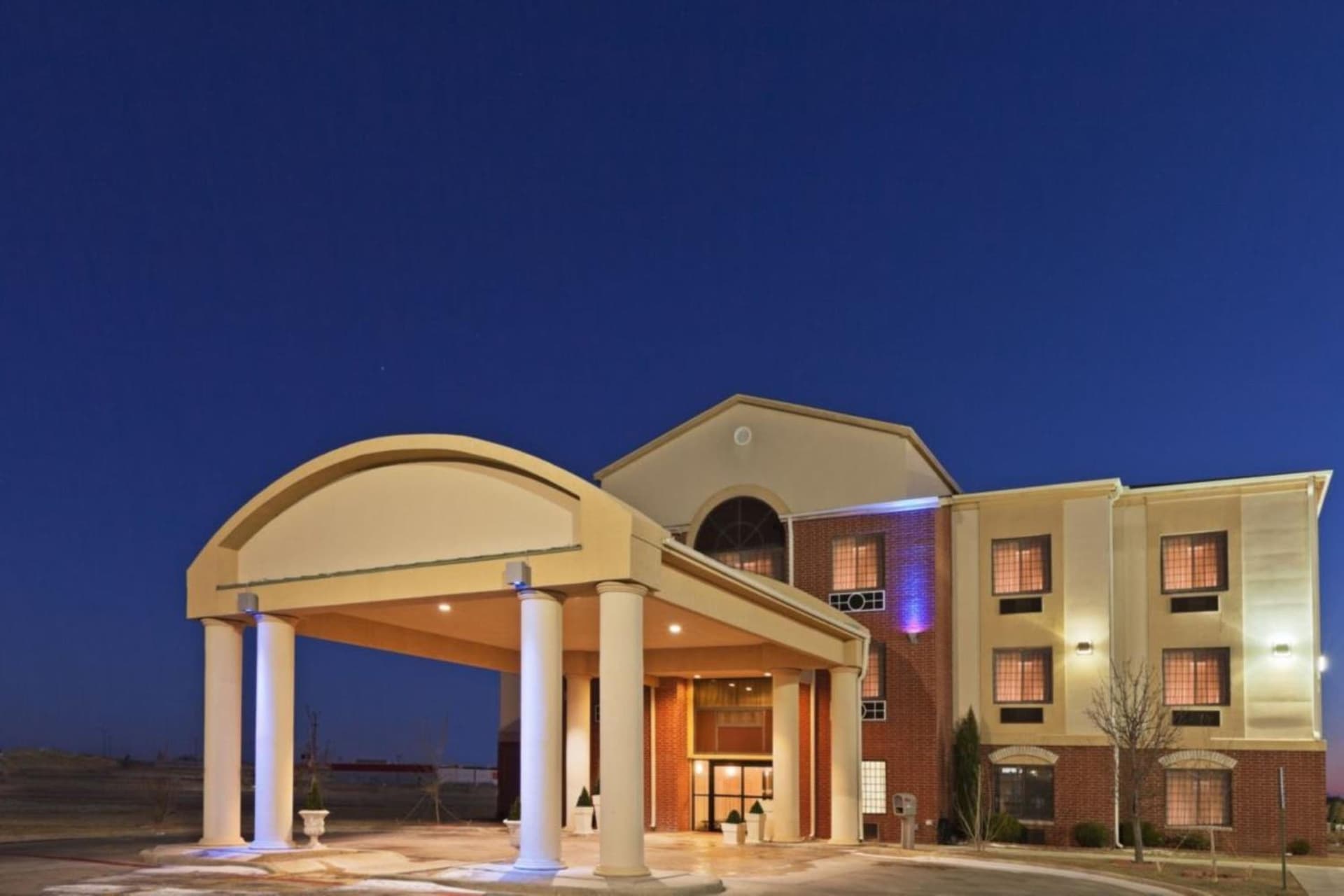 Holiday Inn Express & Suites Plainview by IHG featured exterior or lobby in Plainview, TX — similar hotel
