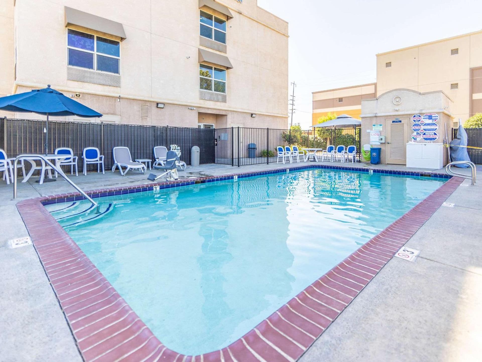 The Hanford Hotel, an Ascend Collection Hotel interior in Hanford, CA — gallery photo 2