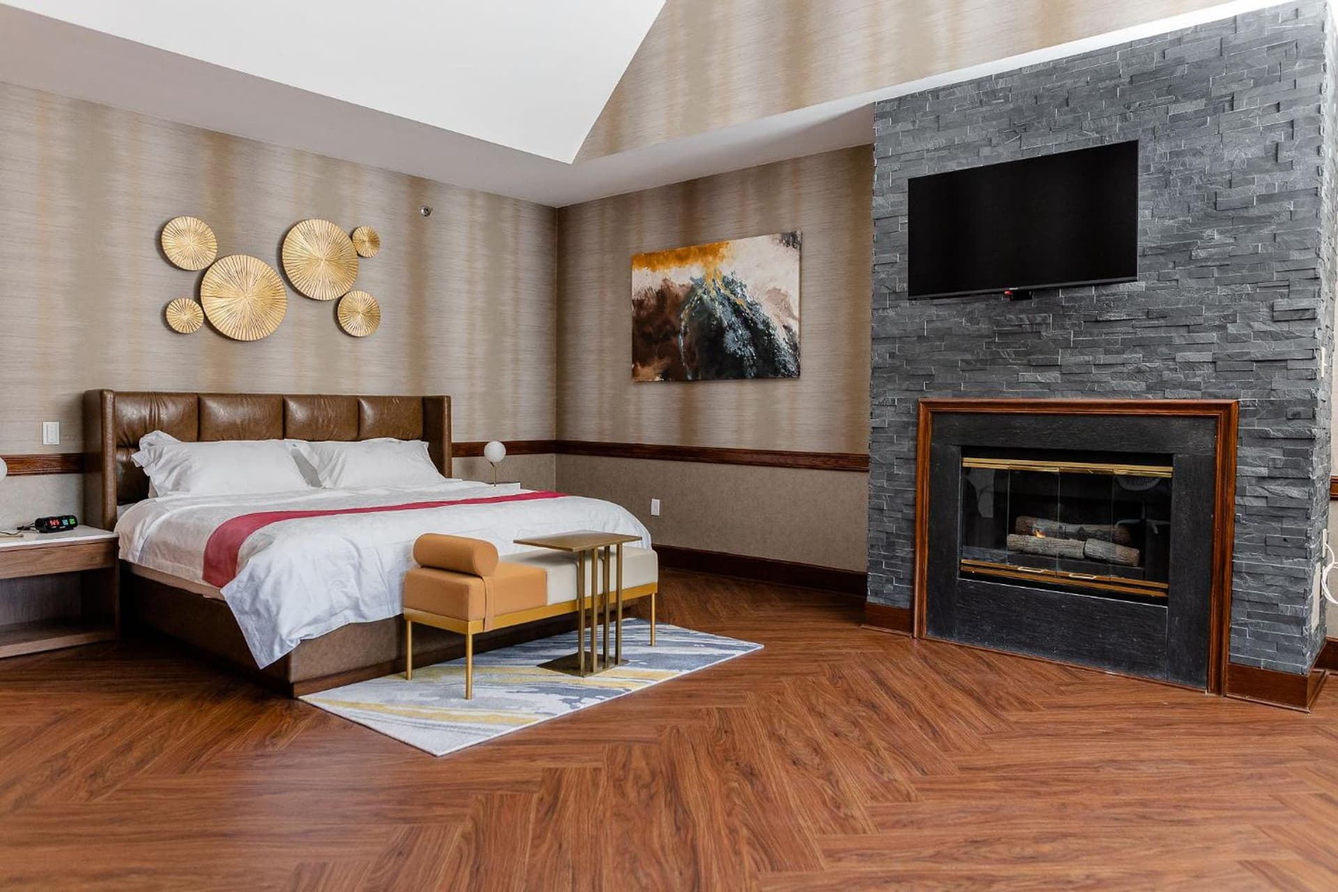 Chateau Merrimack Hotel & Spa gallery photo in Tyngsboro — image 29