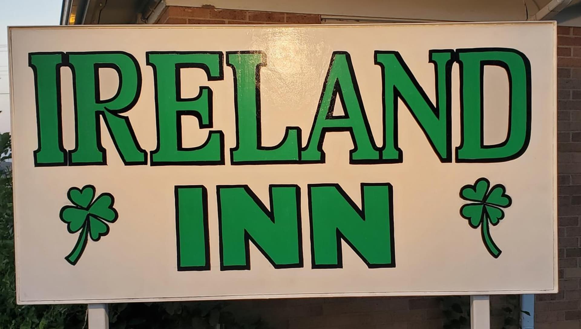 Ireland Inn featured exterior or lobby in Murdo, SD — similar hotel