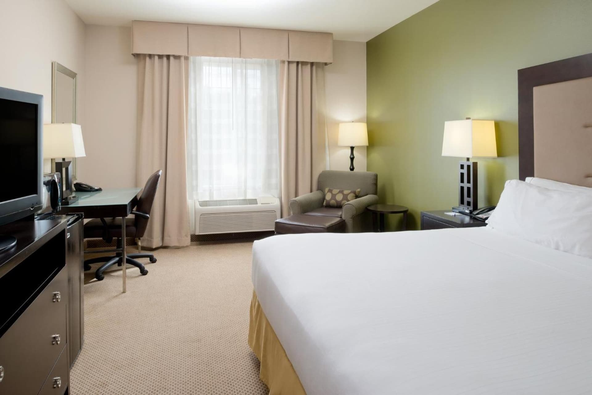 Holiday Inn Express Hotel & Suites North Sequim by IHG gallery photo in Sequim, WA — image 5