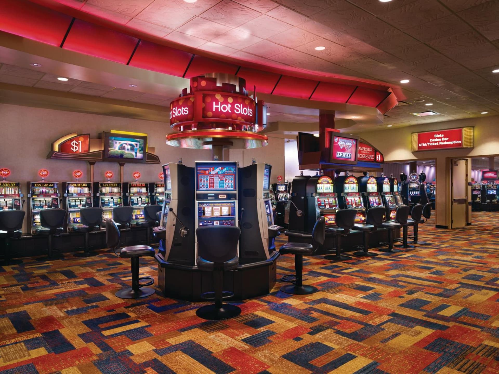 Ameristar Casino Hotel gallery photo in East Chicago, IN — image 7