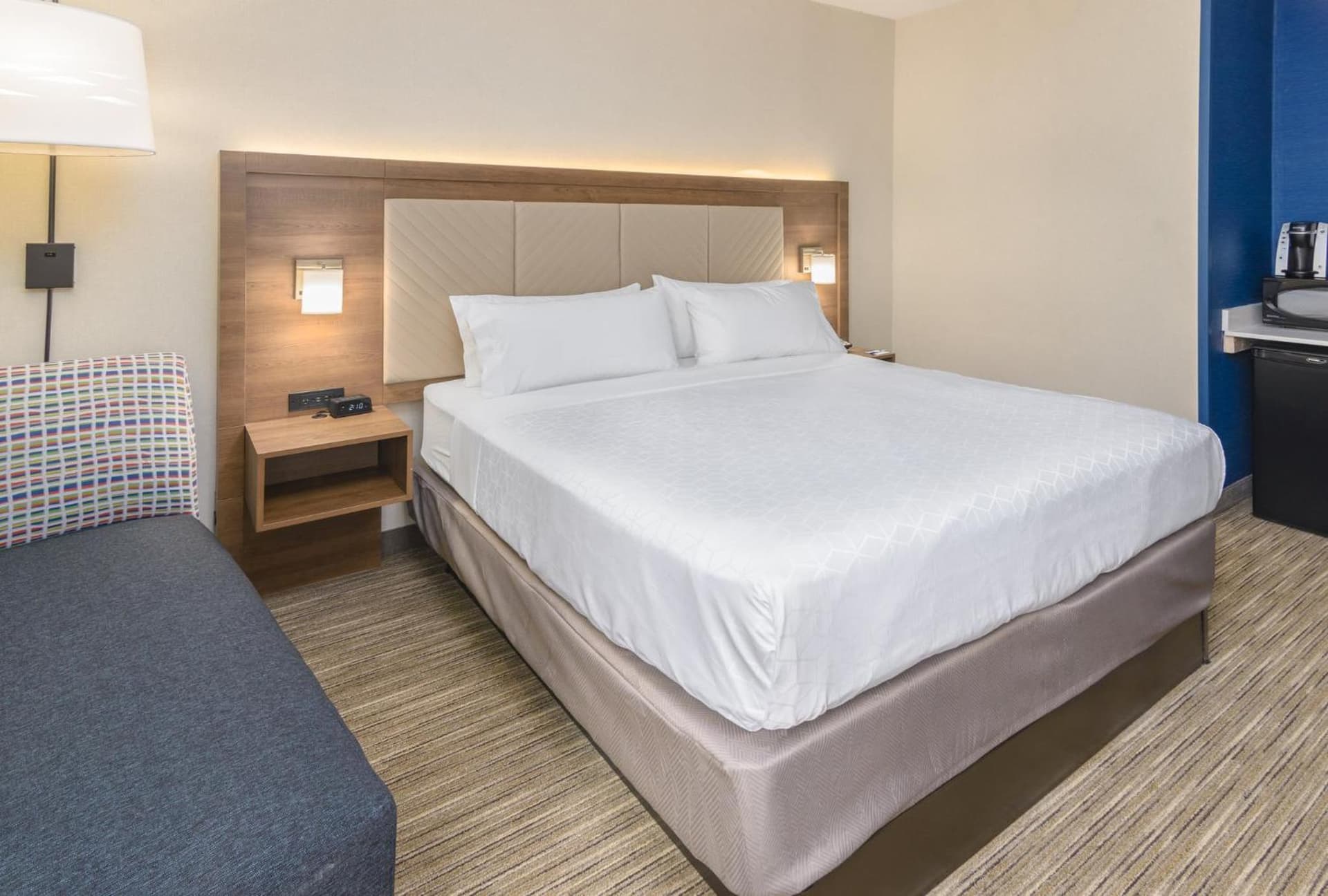 Holiday Inn Express Southington by IHG gallery photo in Southington — image 41