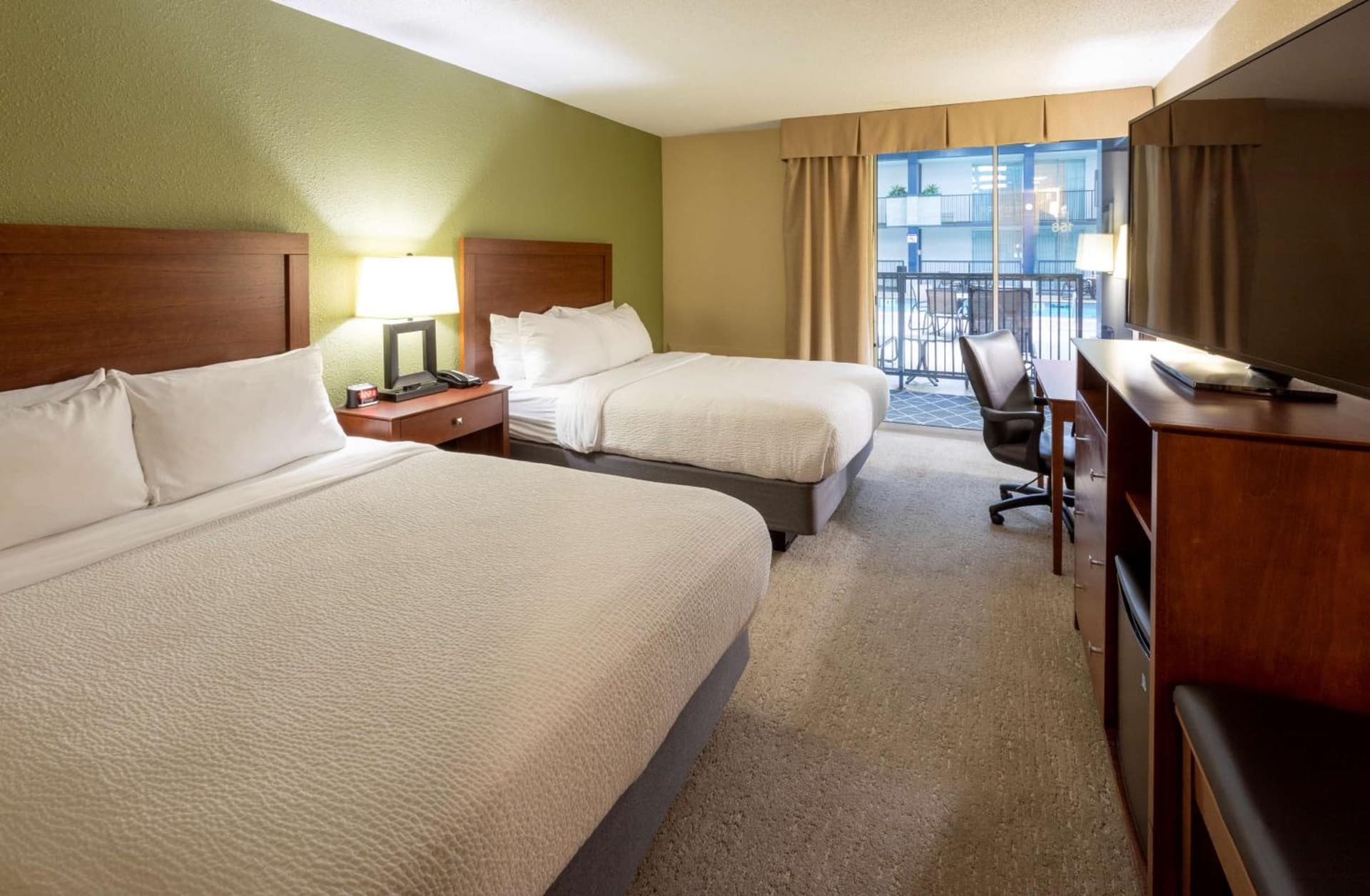 Best Western Fairmont property views in Fairmont, MN — gallery photo 3