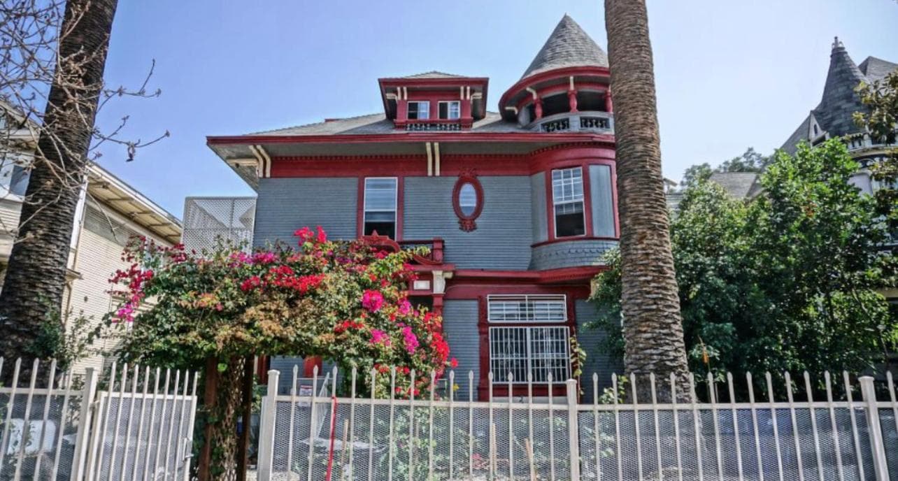 The Red Guest House in Downtown Los Angeles featured exterior or lobby in Los Angeles, CA — similar hotel