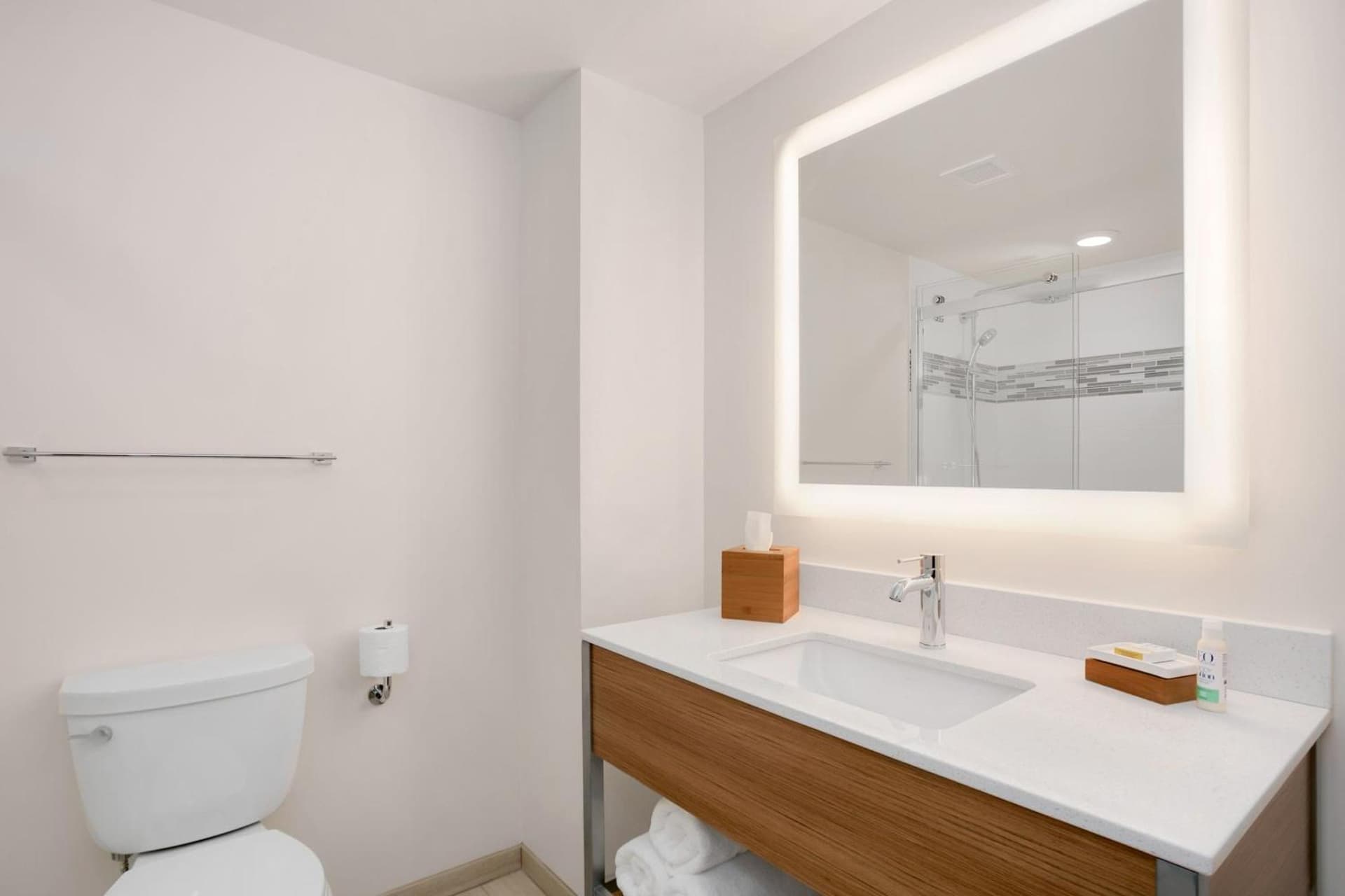 EVEN Hotel Pittsburgh Downtown by IHG gallery photo in Pittsburgh, PA — image 30