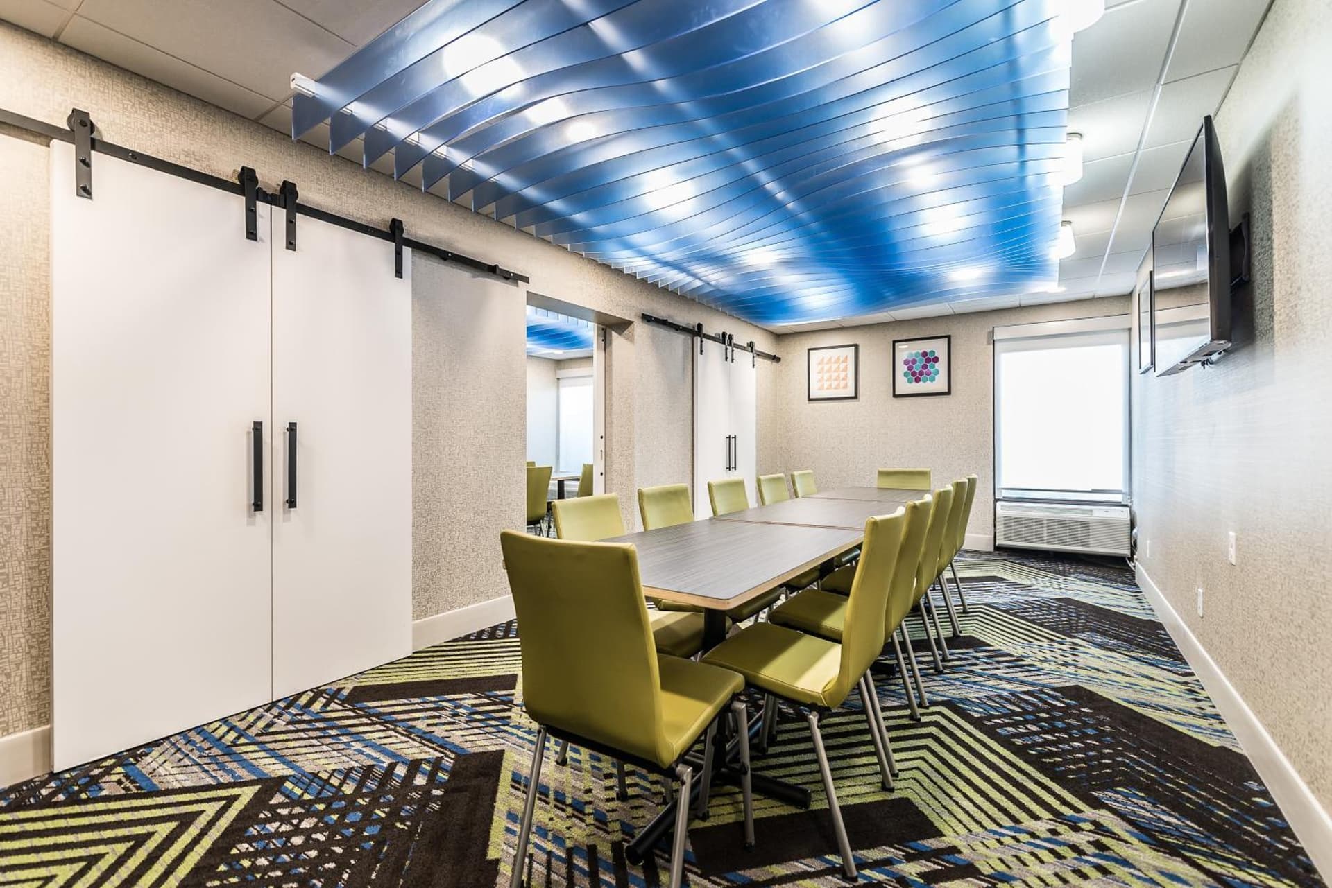 Holiday Inn Express Flint-Campus Area by IHG gallery photo in Flint, MI — image 41