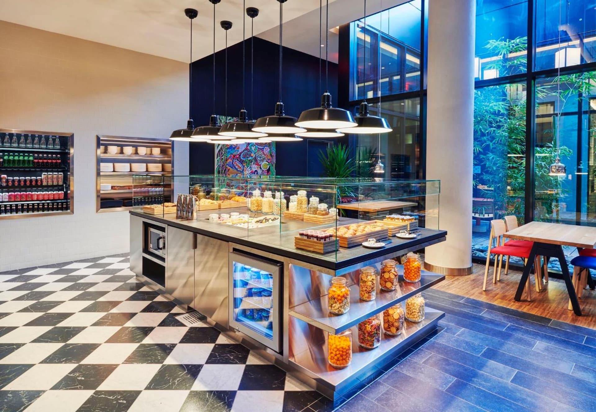 citizenM Washington DC NoMa gallery photo in Washington, DC — image 6