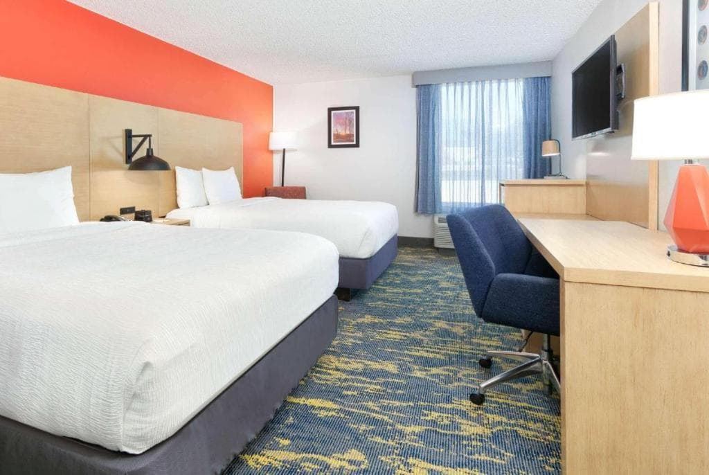 La Quinta by Wyndham Dallas - Las Colinas gallery photo in Irving, TX — image 15