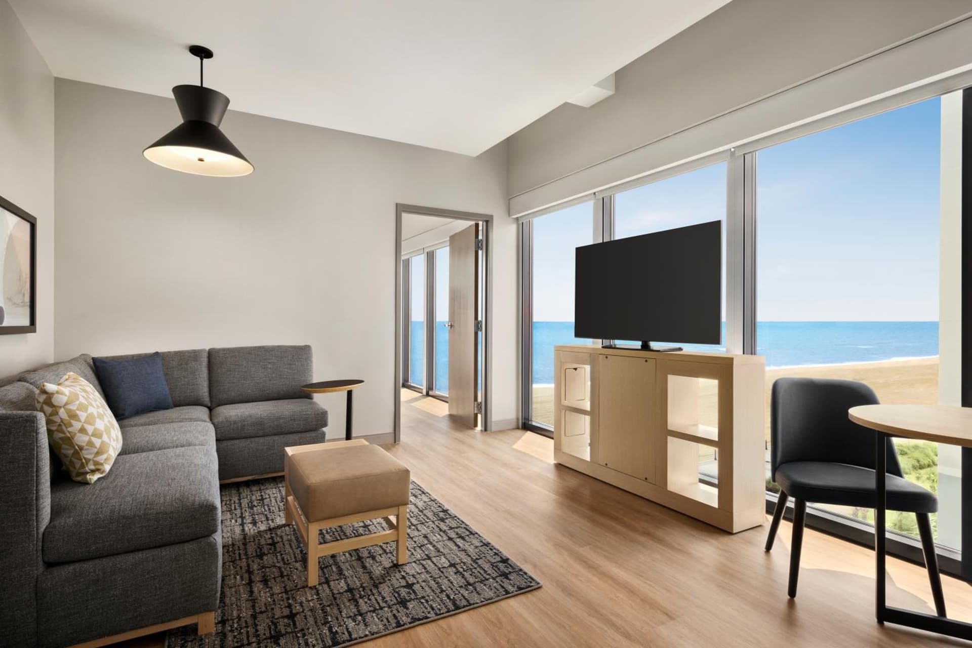 Hyatt Place Virginia Beach Oceanfront gallery photo in Virginia Beach, VA — image 9