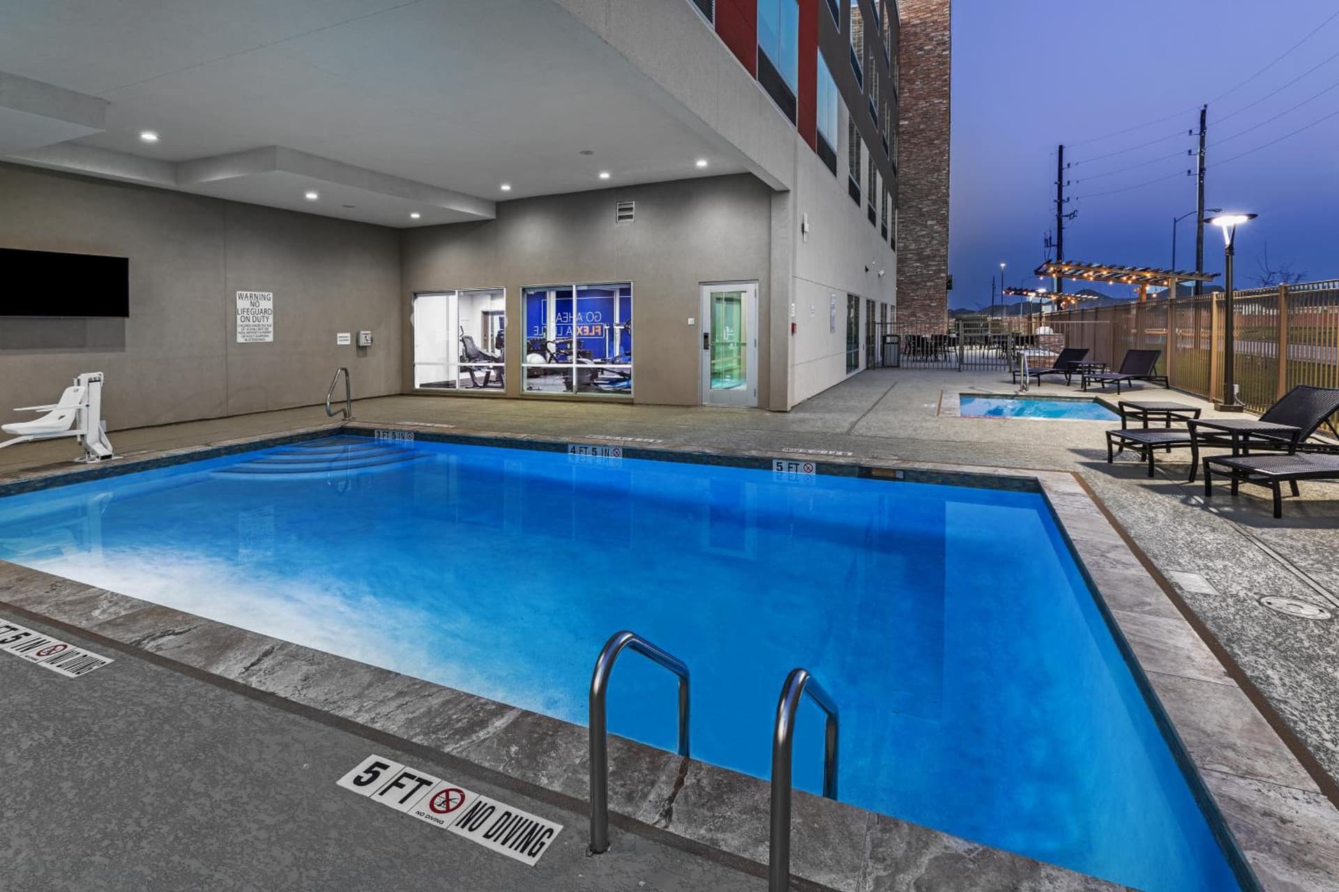 Holiday Inn Express & Suites - Houston SW - Rosenberg by IHG interior in Rosenberg, TX — gallery photo 2