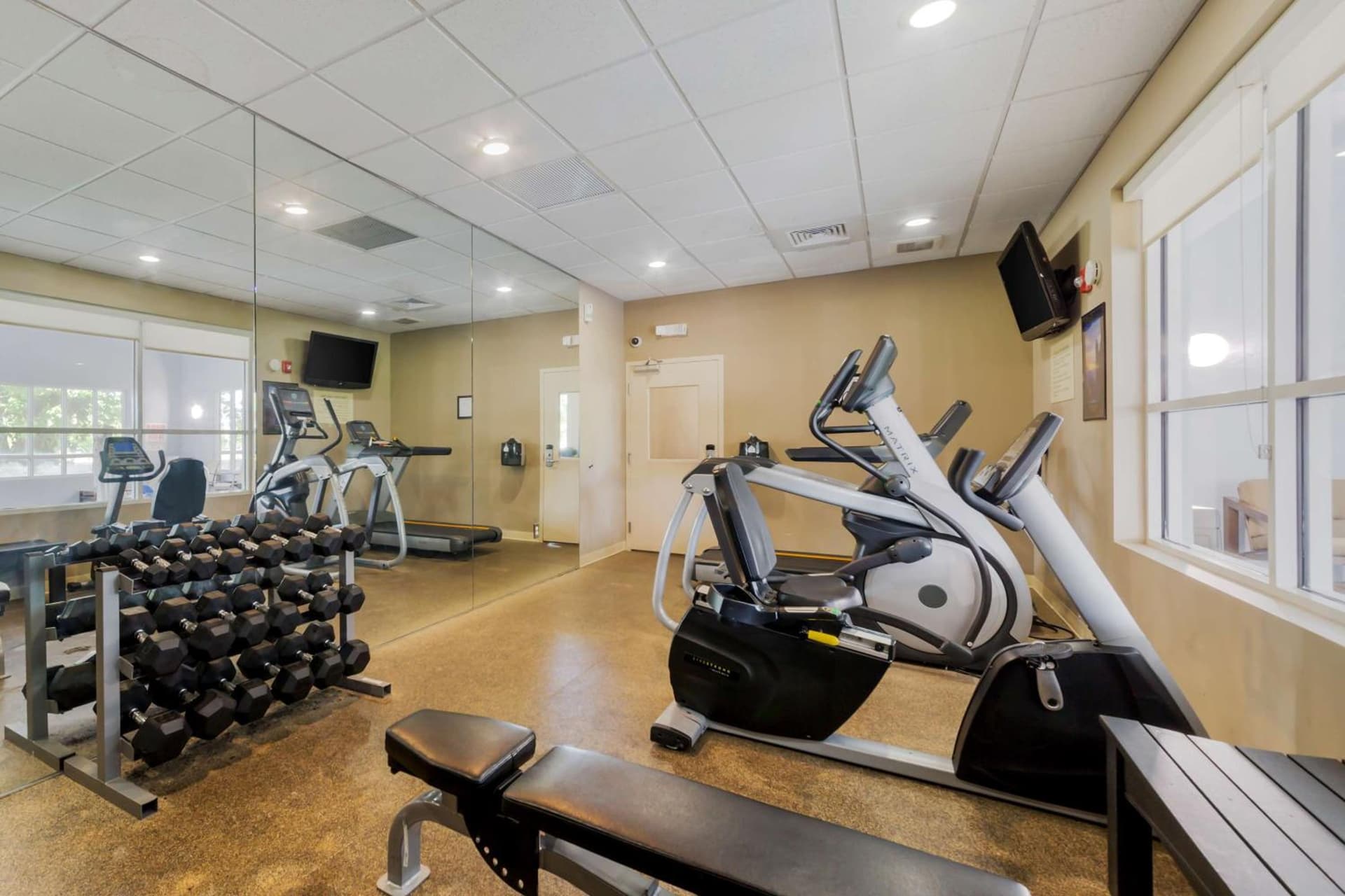 Best Western Plus Miami Airport North Hotel & Suites gallery photo in Miami, FL — image 20