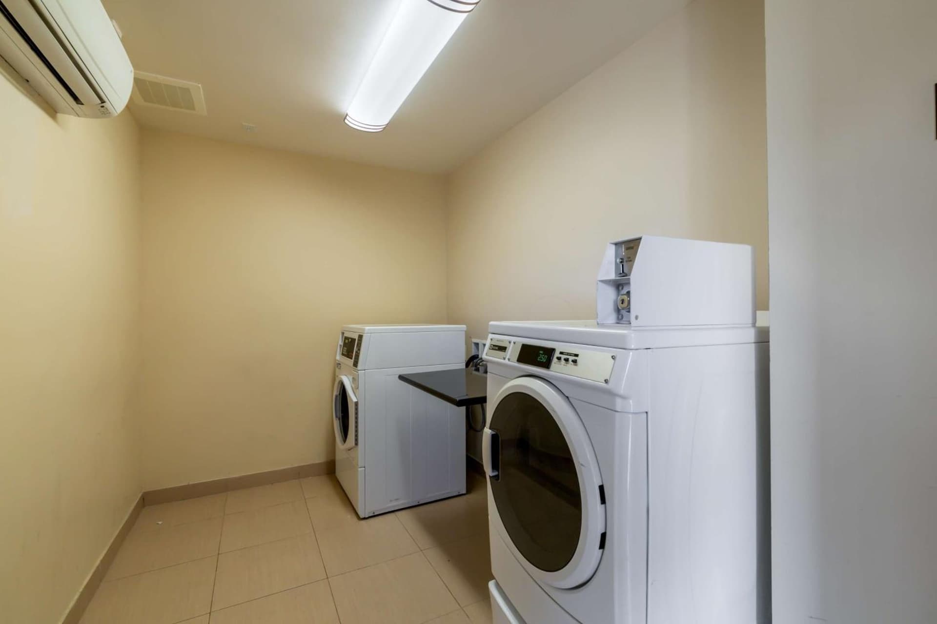 Best Western Plus Miami Airport North Hotel & Suites gallery photo in Miami, FL — image 16