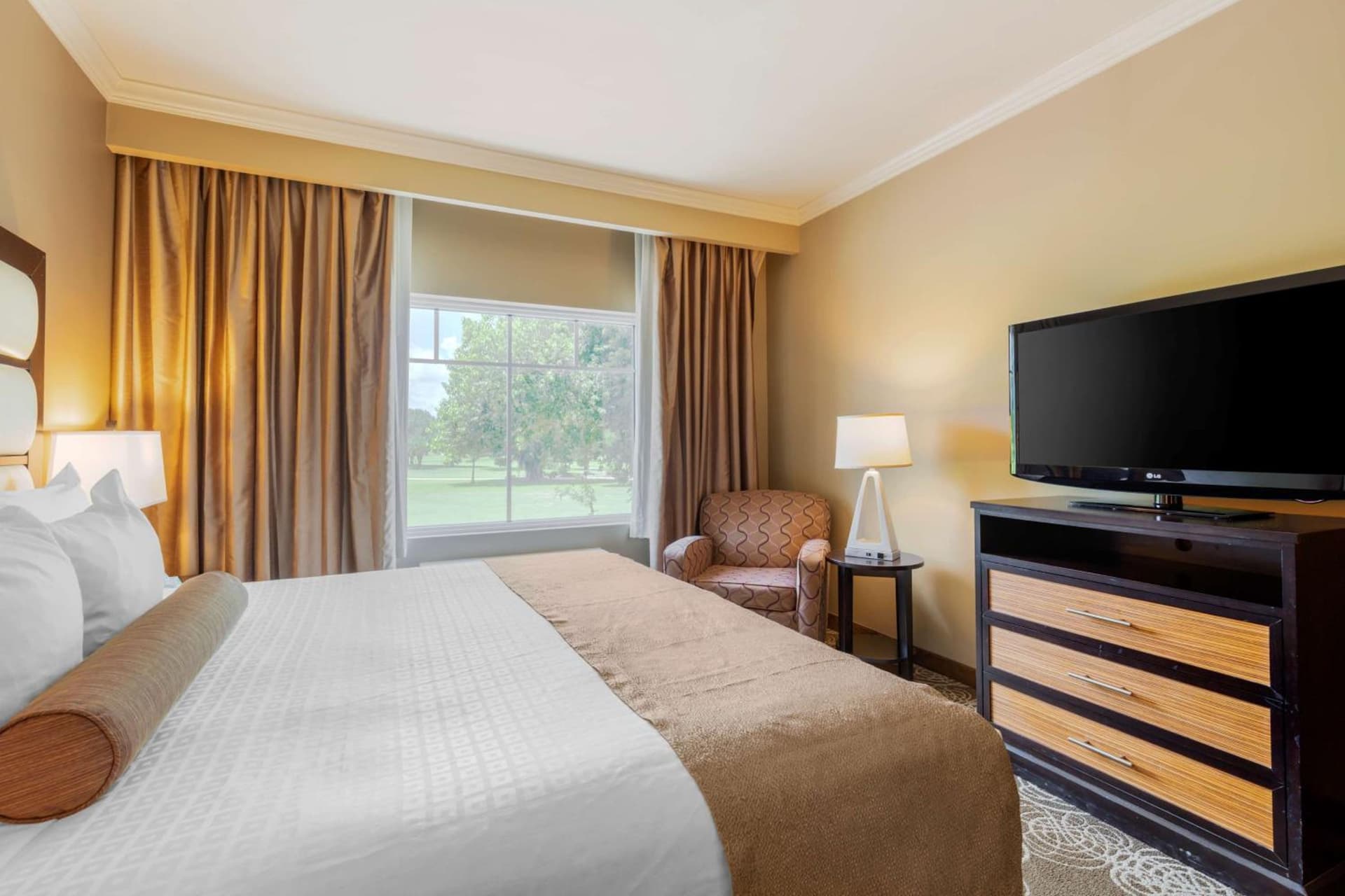 Best Western Plus Miami Airport North Hotel & Suites gallery photo in Miami, FL — image 12