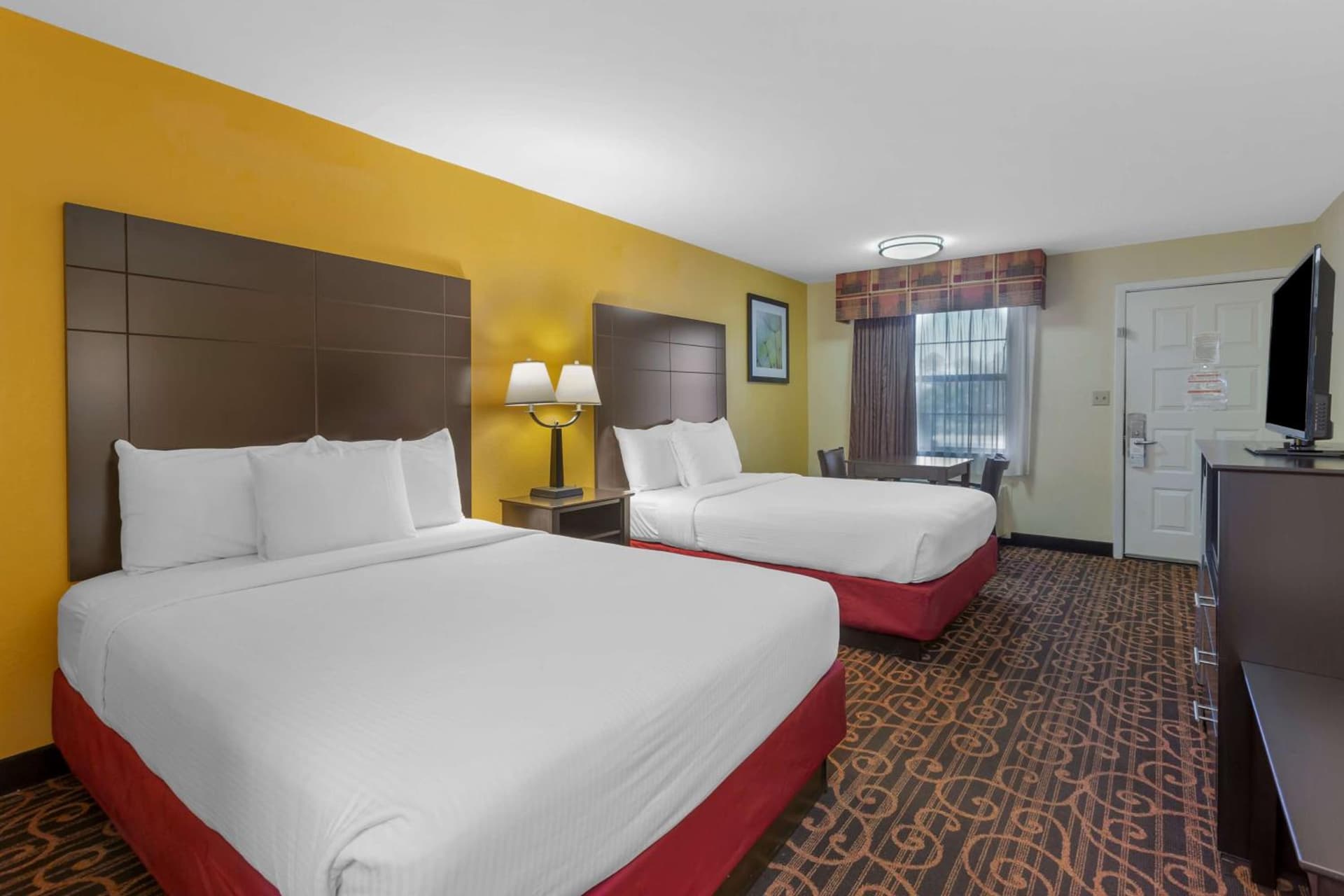 Best Western Benton Inn interior in Benton, AR — gallery photo 2