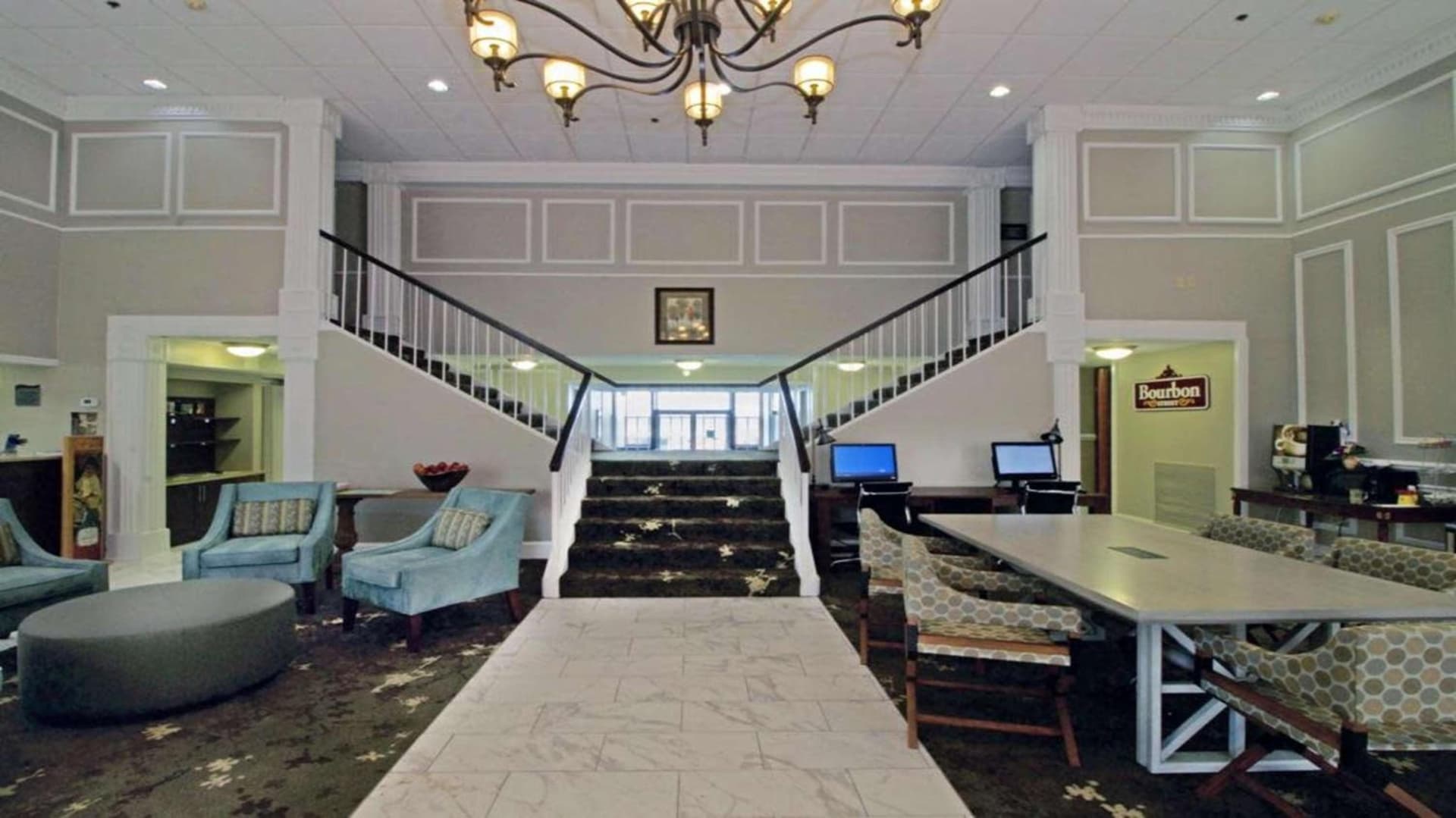 Best Western Williamsburg Historic District property views in Williamsburg, VA — gallery photo 3