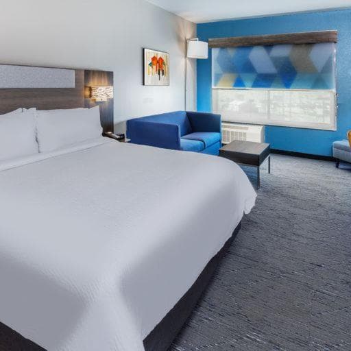 Holiday Inn Express & Suites - Houston SW - Rosenberg by IHG interior in Rosenberg, TX — gallery photo 2
