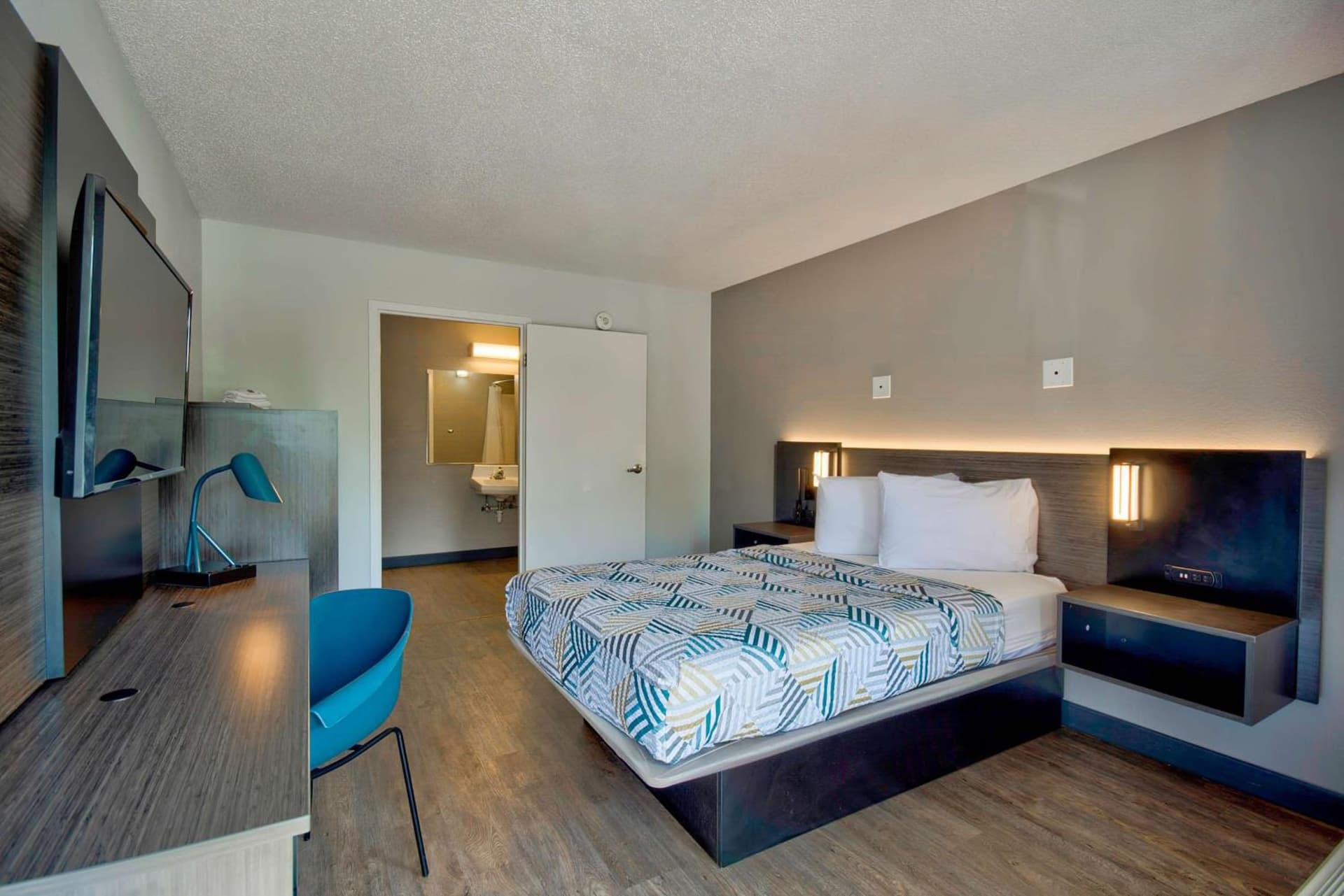 Motel 6-Warren, MI - Detroit East gallery photo in Warren, MI — image 7