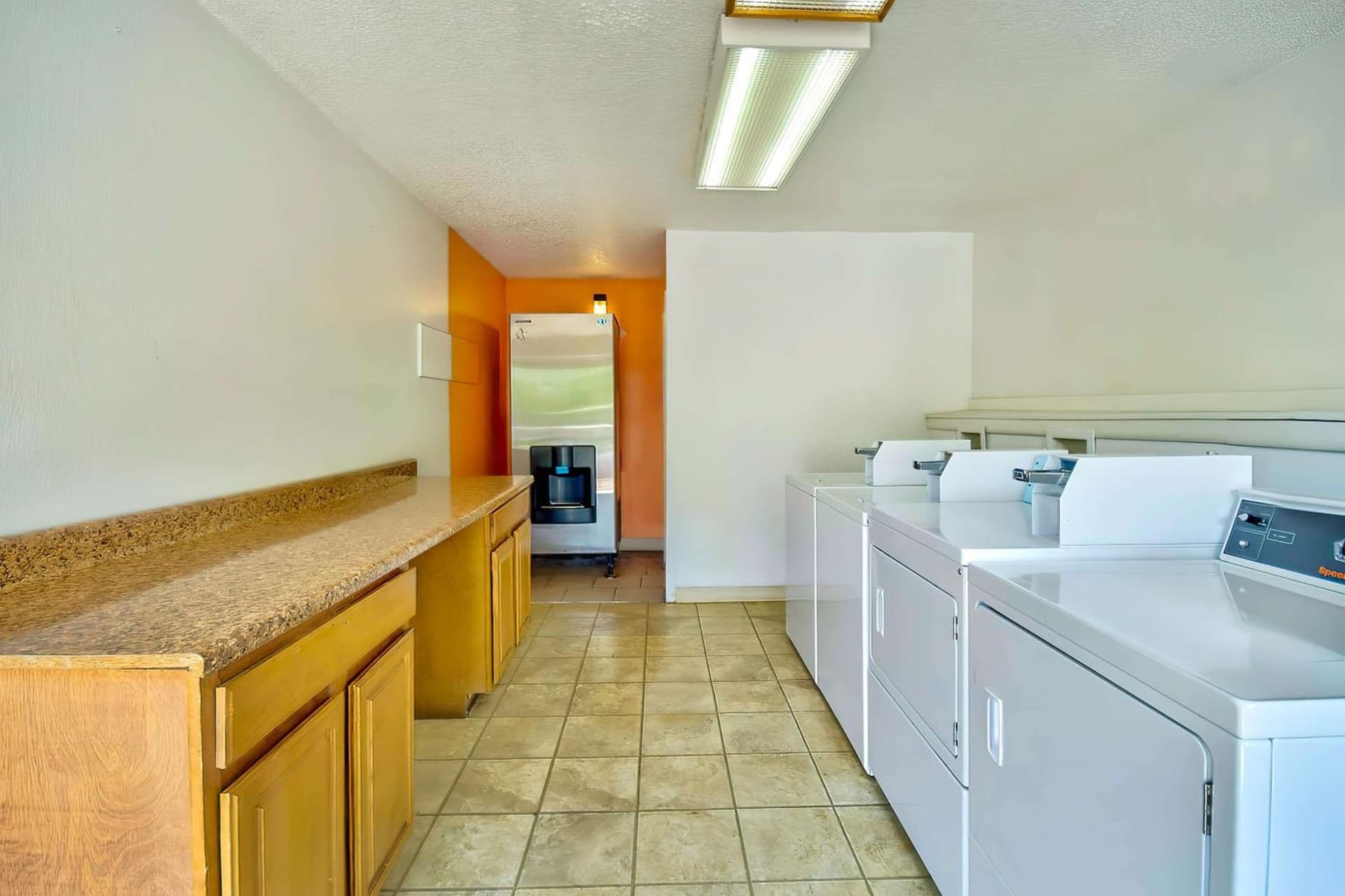 Motel 6-Warren, MI - Detroit East gallery photo in Warren, MI — image 9