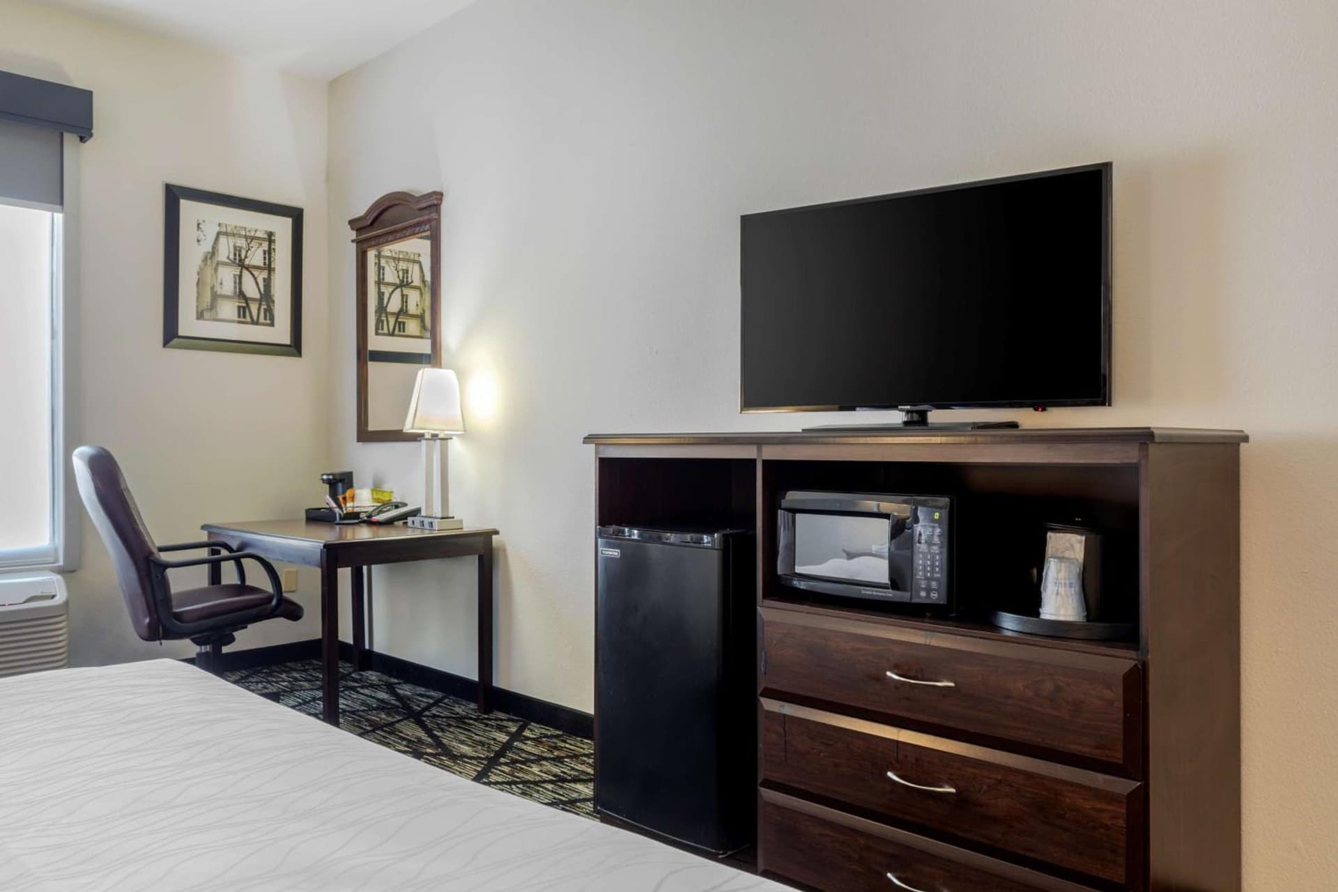 Best Western Plus McKinney Inn and Suites gallery photo in McKinney, TX — image 40
