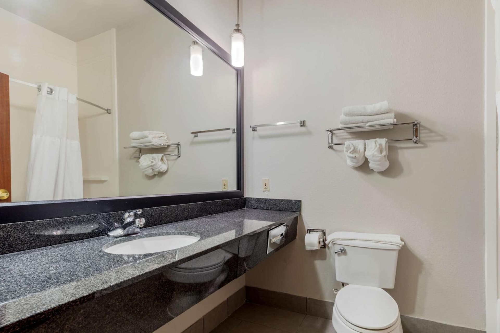 Best Western Plus McKinney Inn and Suites gallery photo in McKinney, TX — image 6