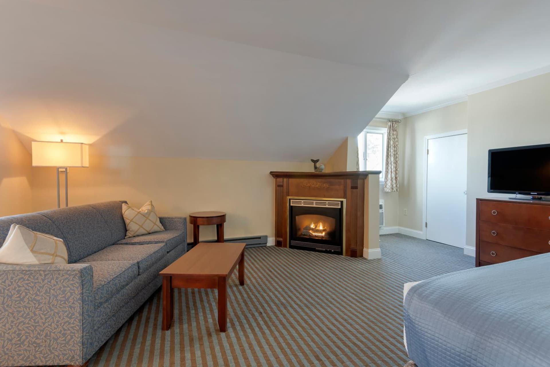 Union Bluff Hotel & Meeting House gallery photo in York Beach, ME — image 67