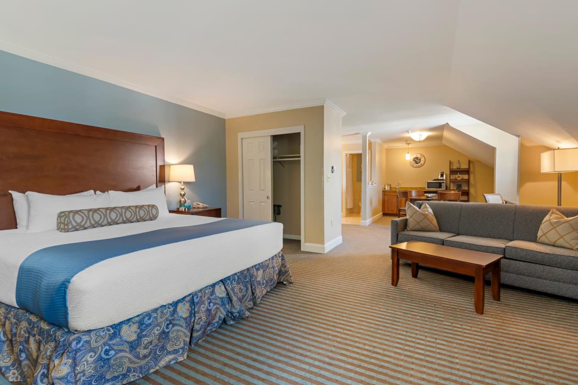 Union Bluff Hotel & Meeting House gallery photo in York Beach, ME — image 33