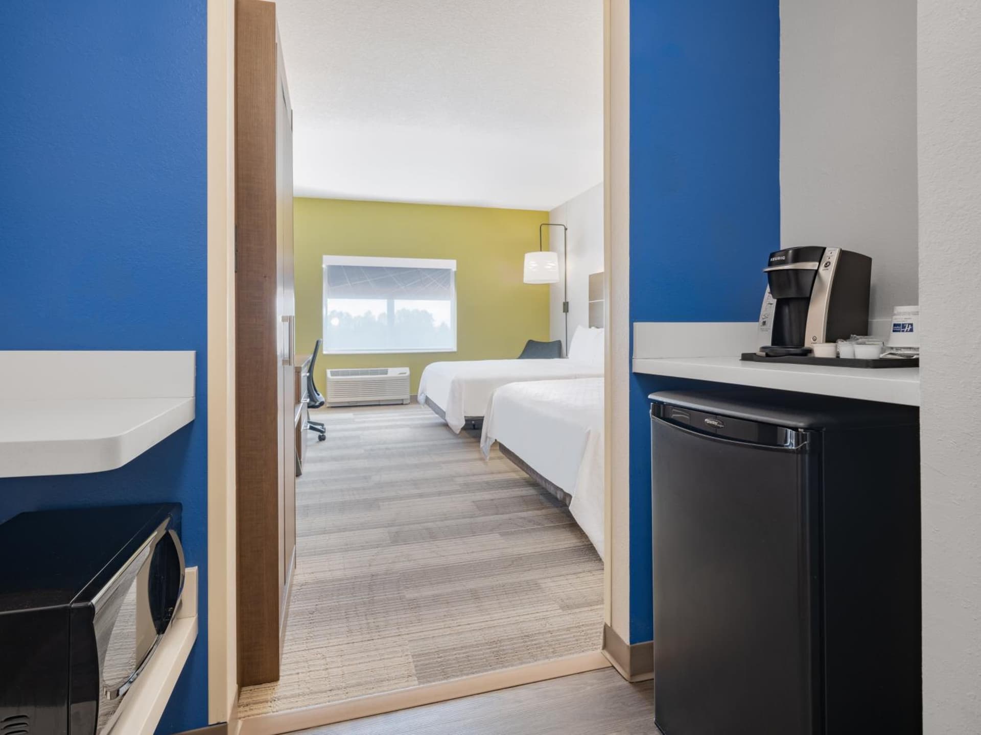 Holiday Inn Express & Suites - Ruskin by IHG gallery photo in Ruskin, FL — image 10