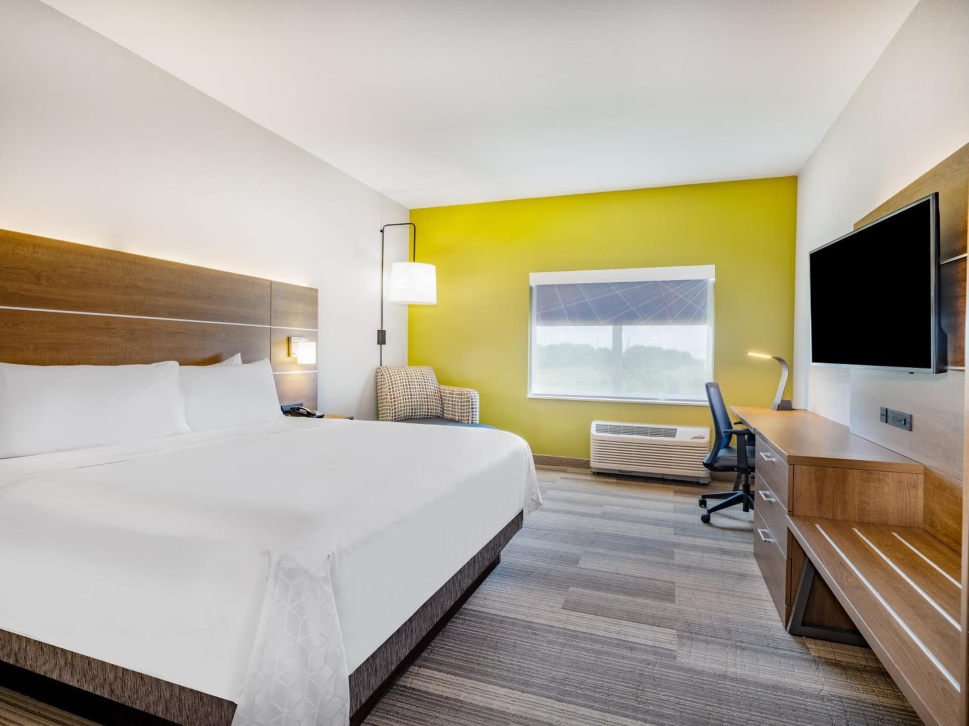 Holiday Inn Express & Suites - Ruskin by IHG gallery photo in Ruskin, FL — image 20