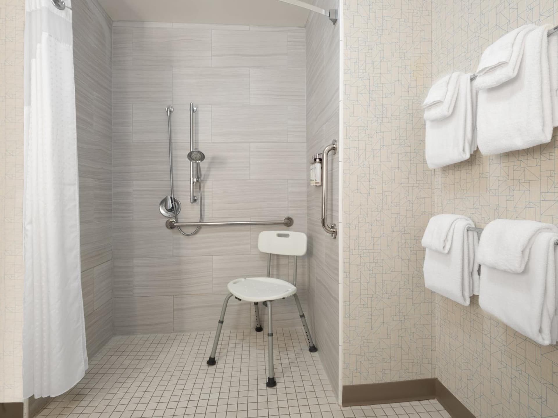 Holiday Inn Express & Suites - Ruskin by IHG gallery photo in Ruskin, FL — image 27