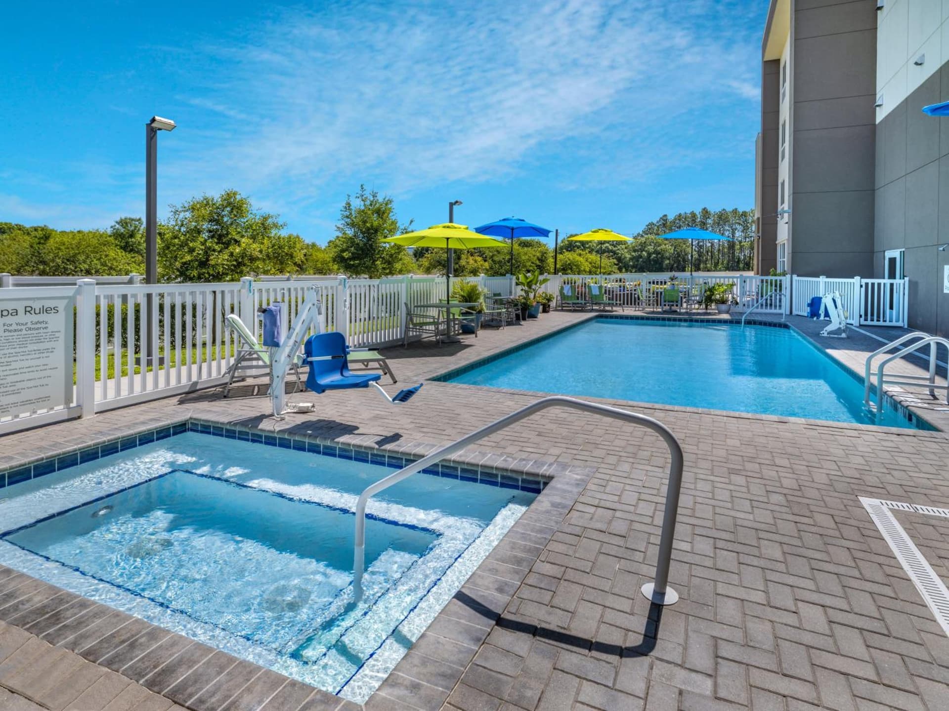 Holiday Inn Express & Suites - Ruskin by IHG gallery photo in Ruskin, FL — image 22