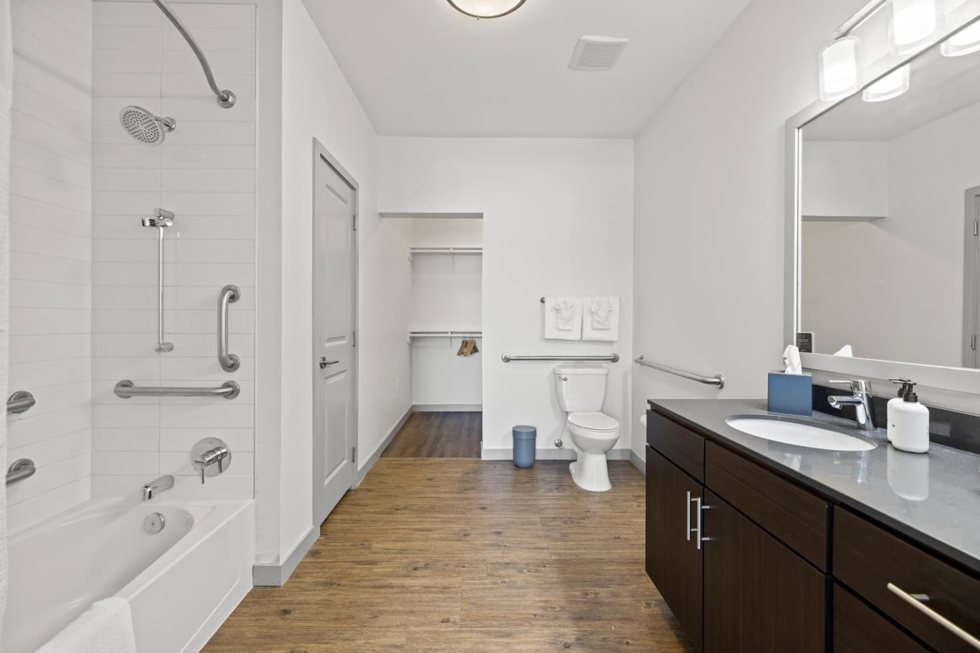Placemakr Music Row - Vanderbilt gallery photo in Nashville, TN — image 30
