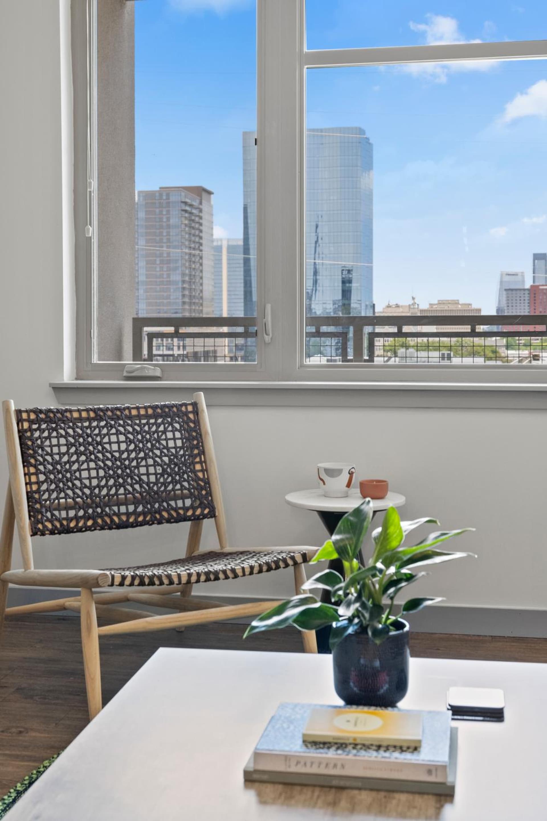 Placemakr Music Row - Vanderbilt interior in Nashville, TN — gallery photo 2